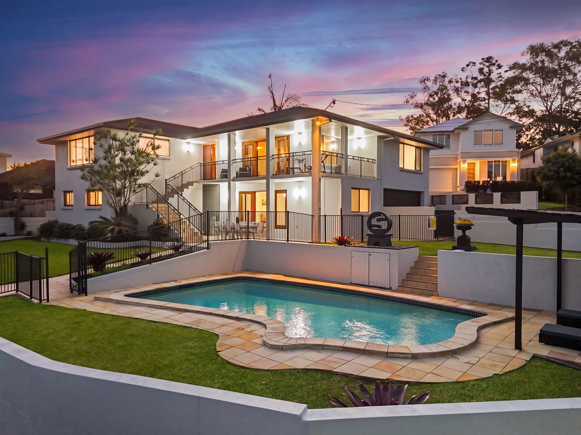 2 Kerry Place — photo from Ray White Broadbeach