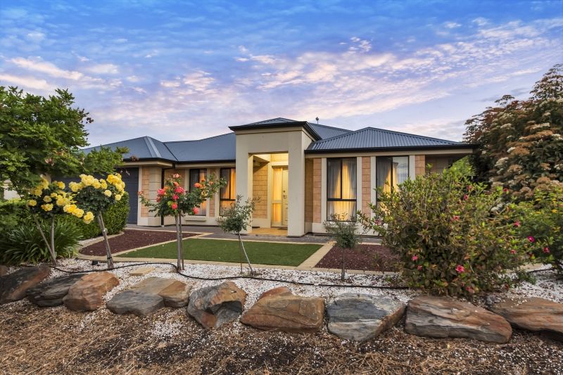 2 The Circuit, Walkley Heights, SA 5098
