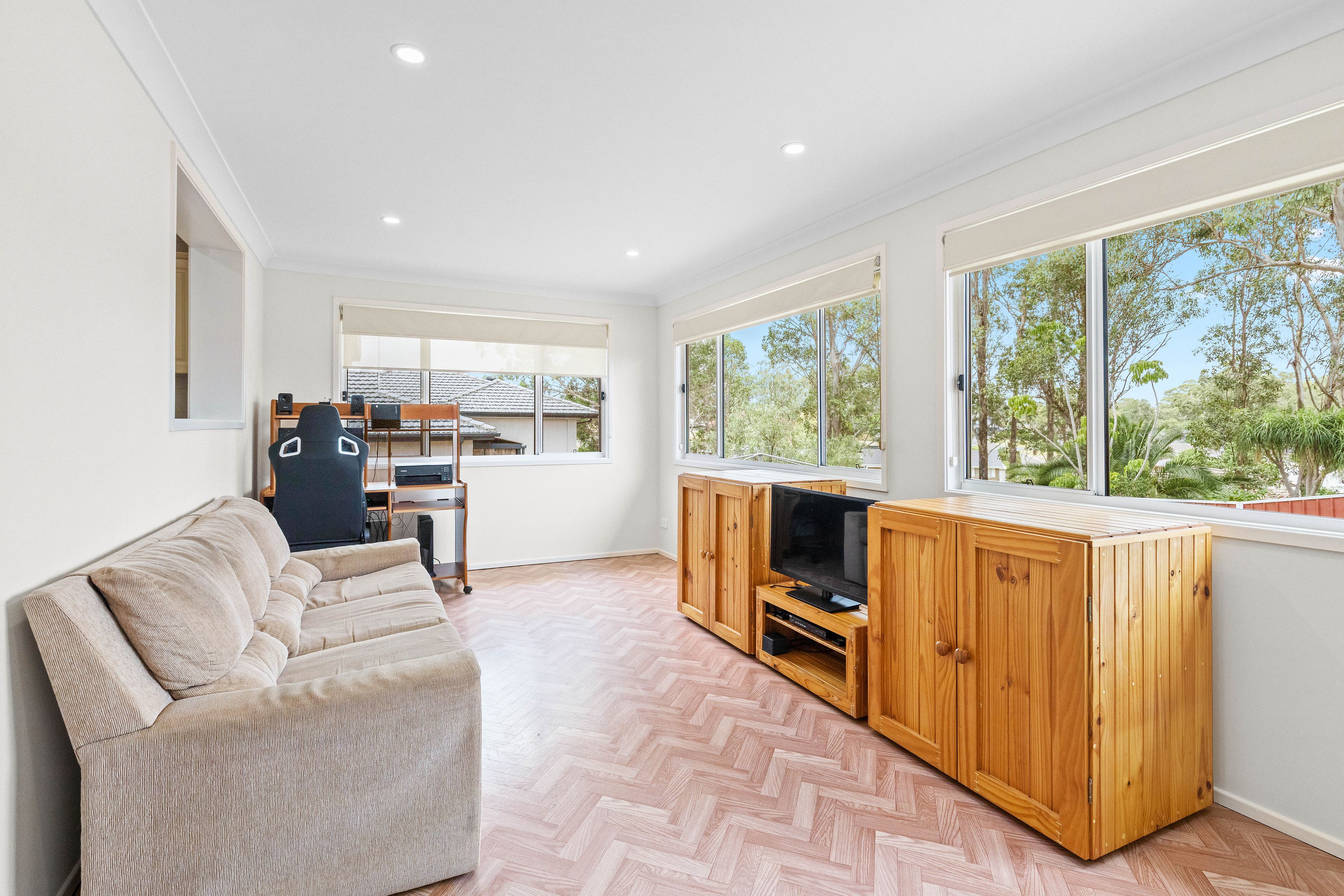 8 Holmegate Crescent, Cranebrook, NSW