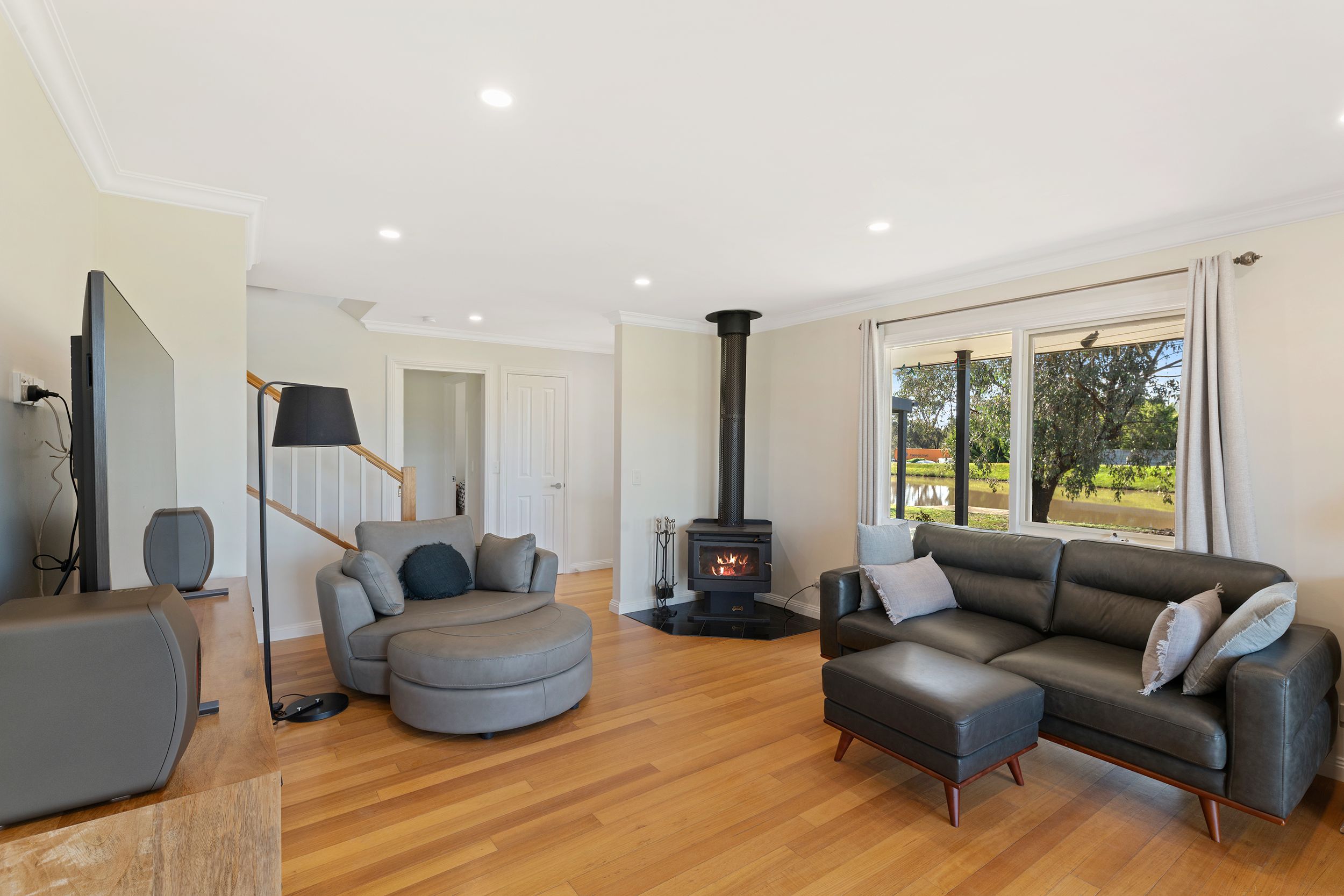 568 Heathcote North-costerfield Road — photo 3 of 30