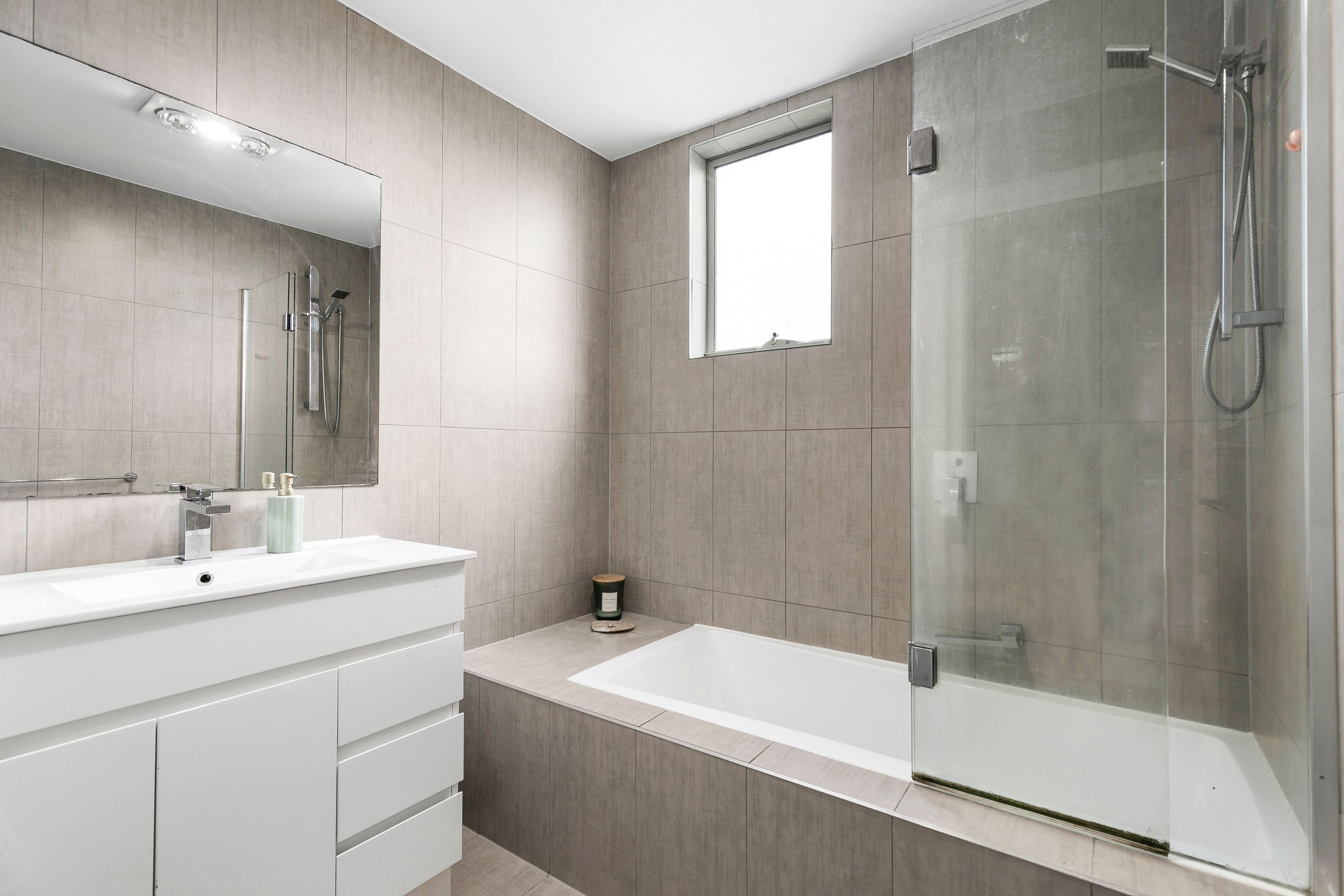 2/379 Reynard Street — photo 10 of 13