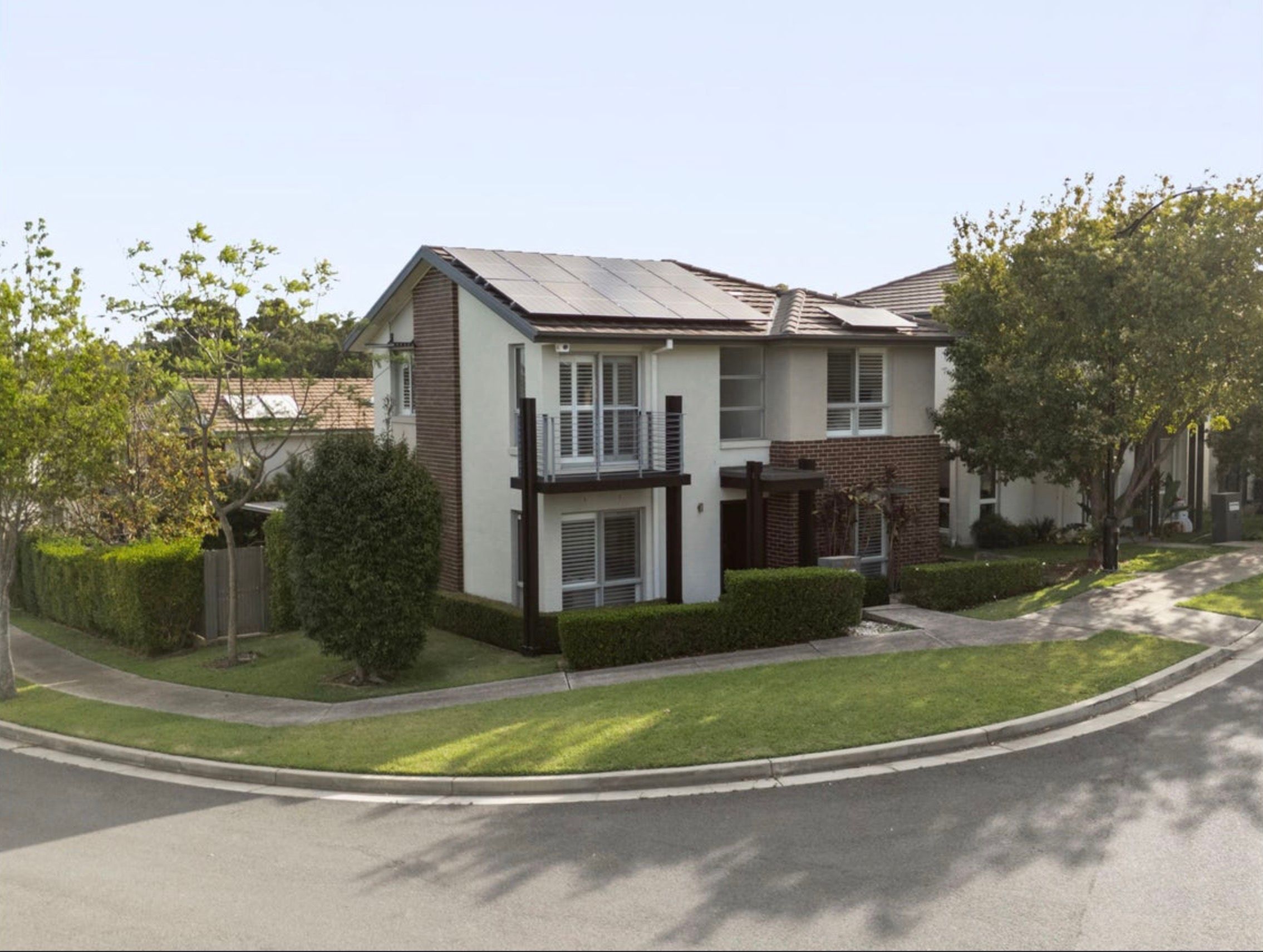 30 Lockheed Avenue — photo 3 of 20