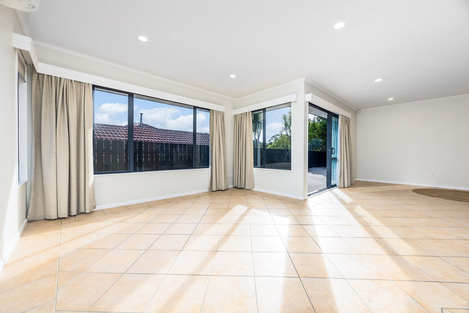 139 Roberta Crescent, Orewa, Rodney