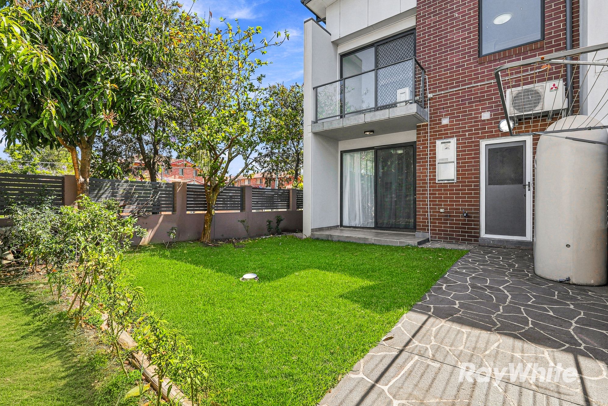 16/23 Elizabeth Street — photo 17 of 21