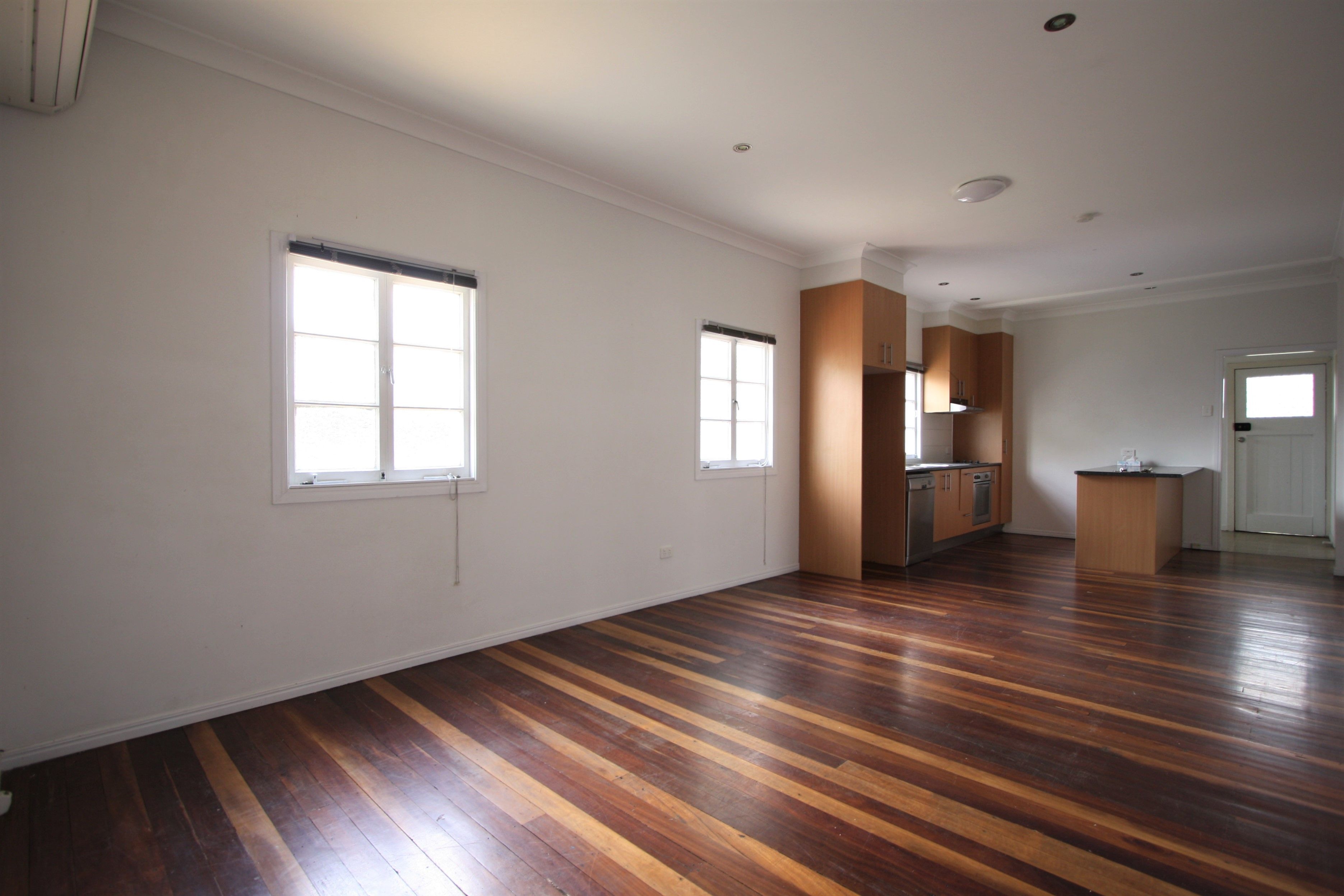 80 Broadwater Road — photo 3 of 15