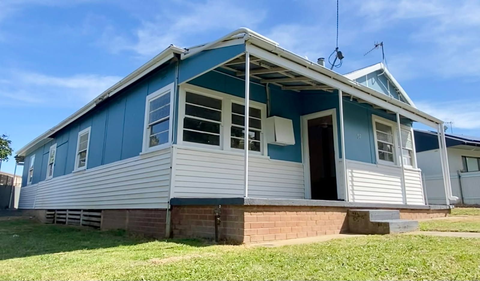 57 Albury Street, Tumbarumba NSW 2653