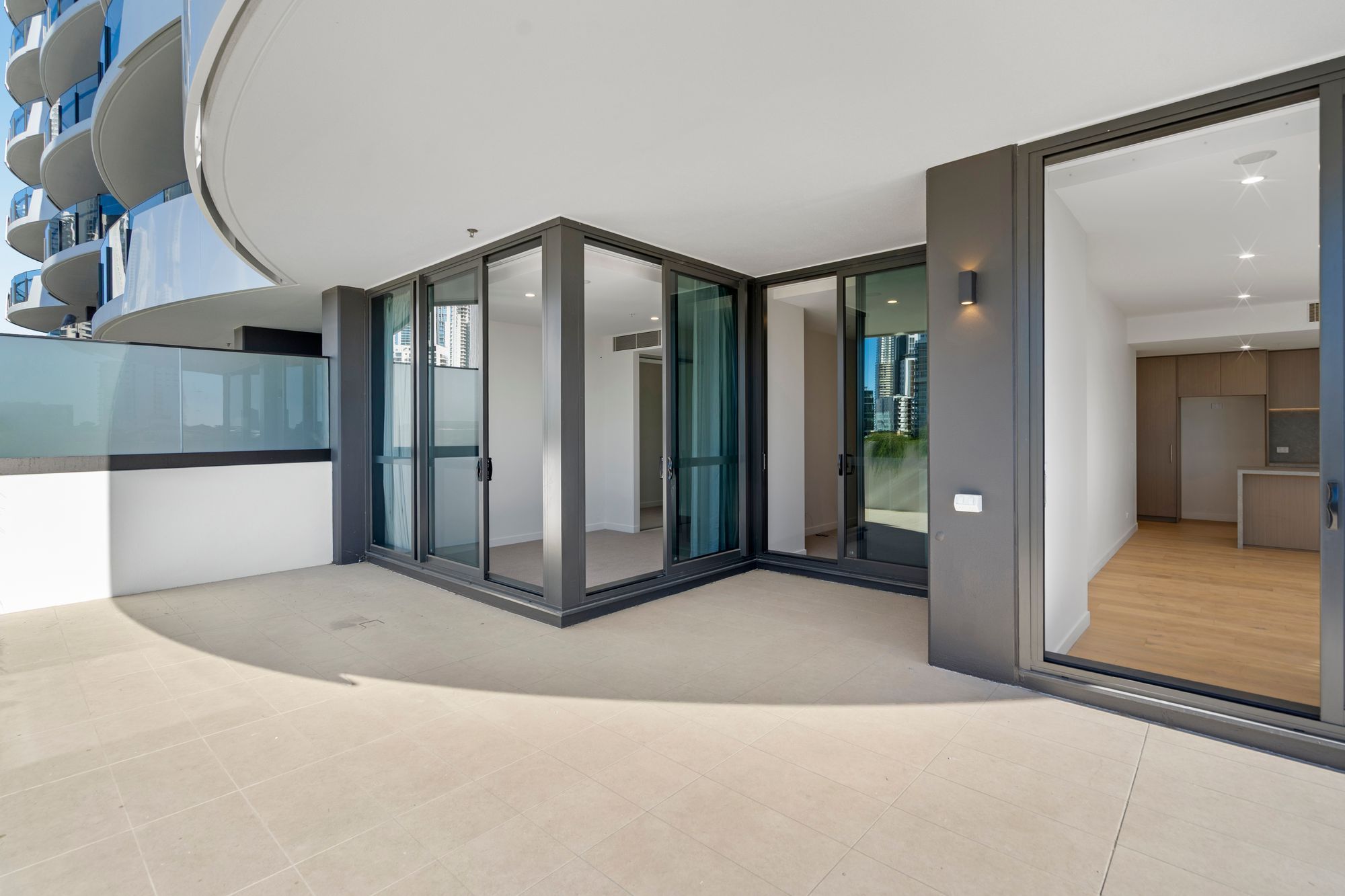 202/38 Stanhill Drive — photo 5 of 12