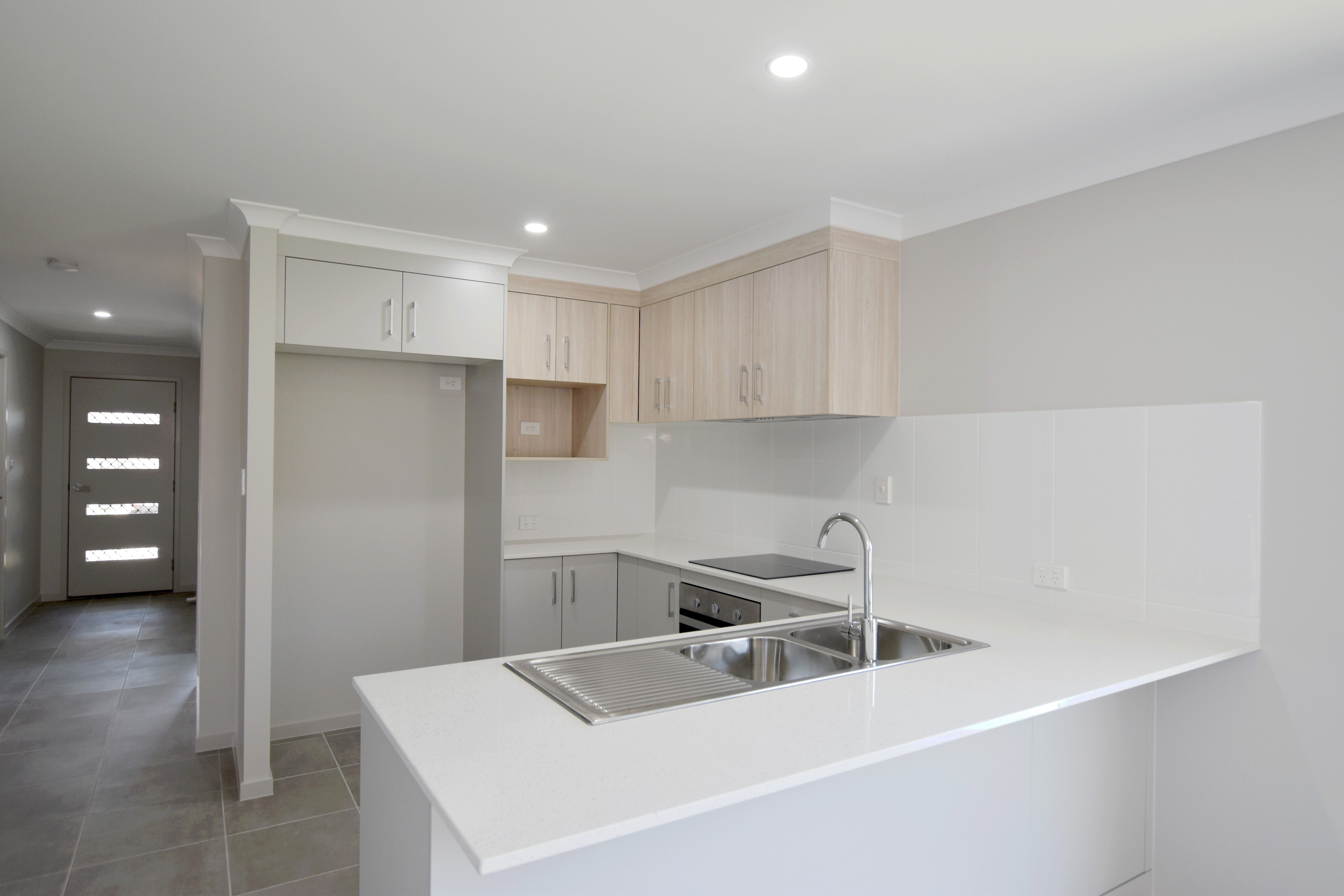12 Avocet Road — photo 4 of 20
