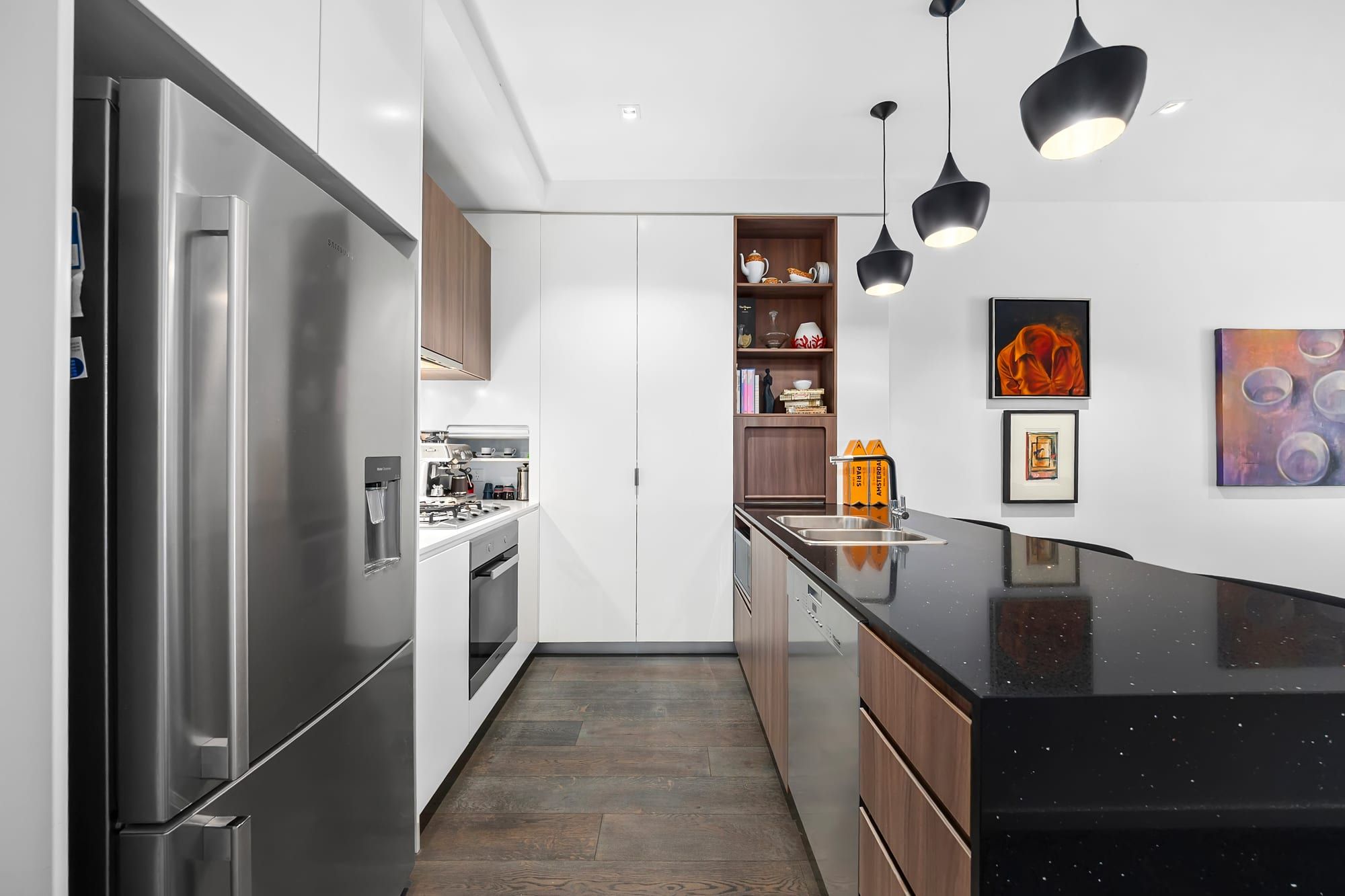 810/38 Helen Street — photo 7 of 25