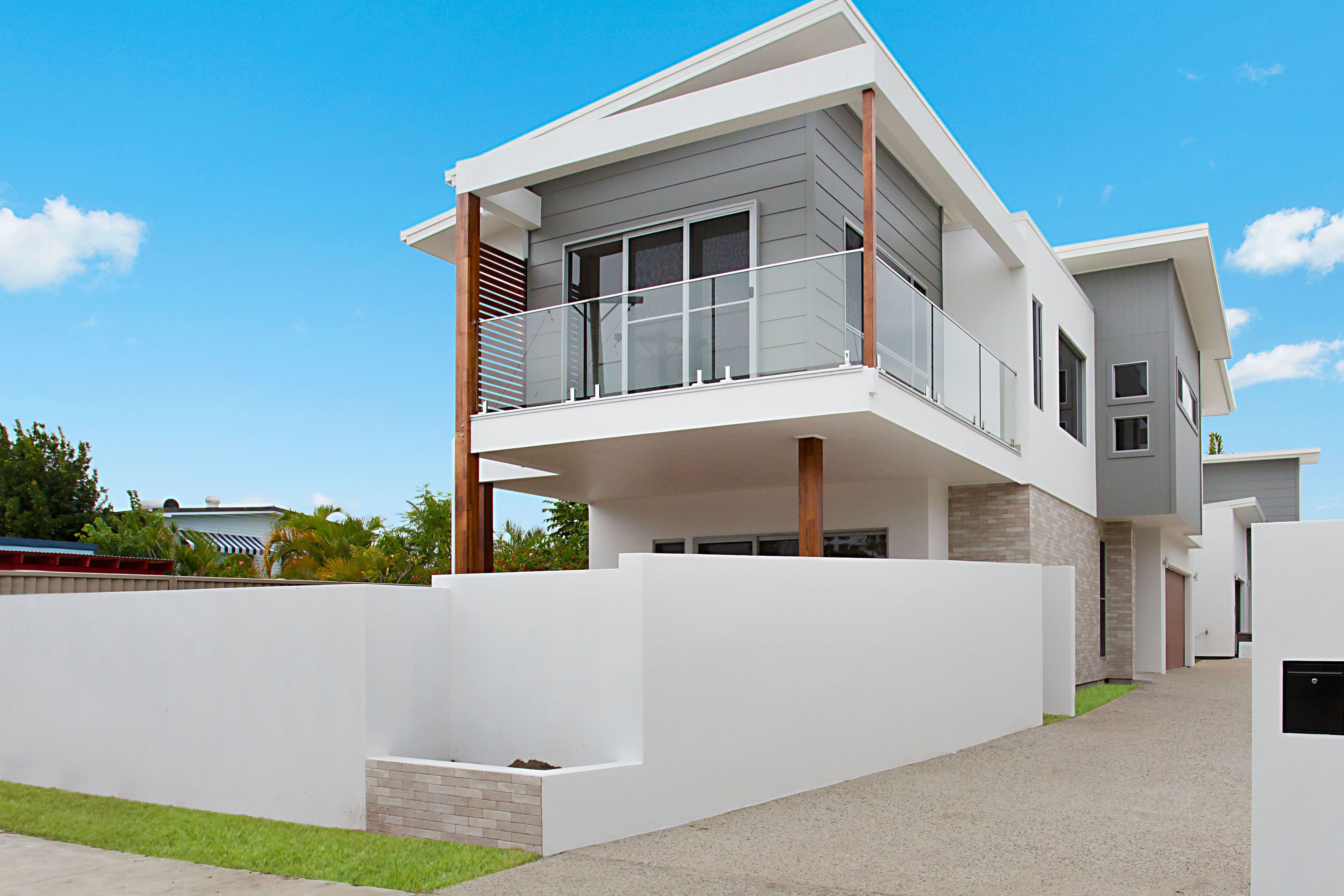16 Kallay Street, Miami QLD 4220