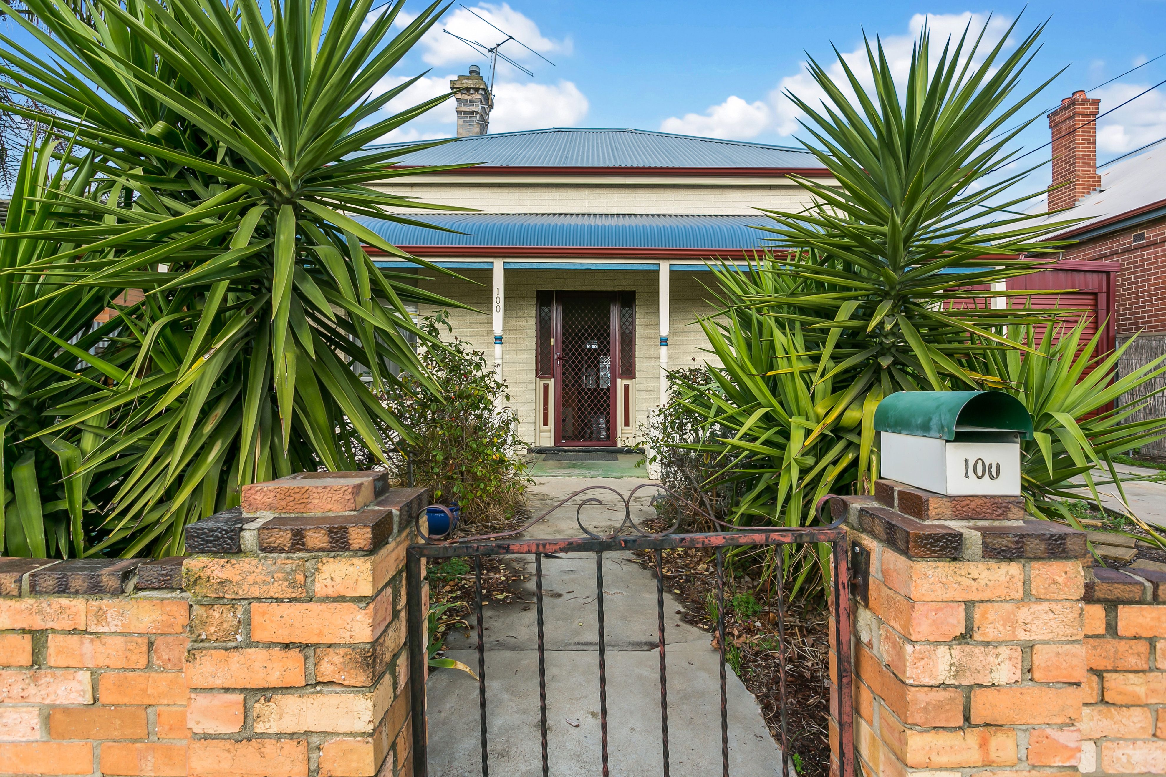 100 Strathfield Terrace, Largs North, SA 5016