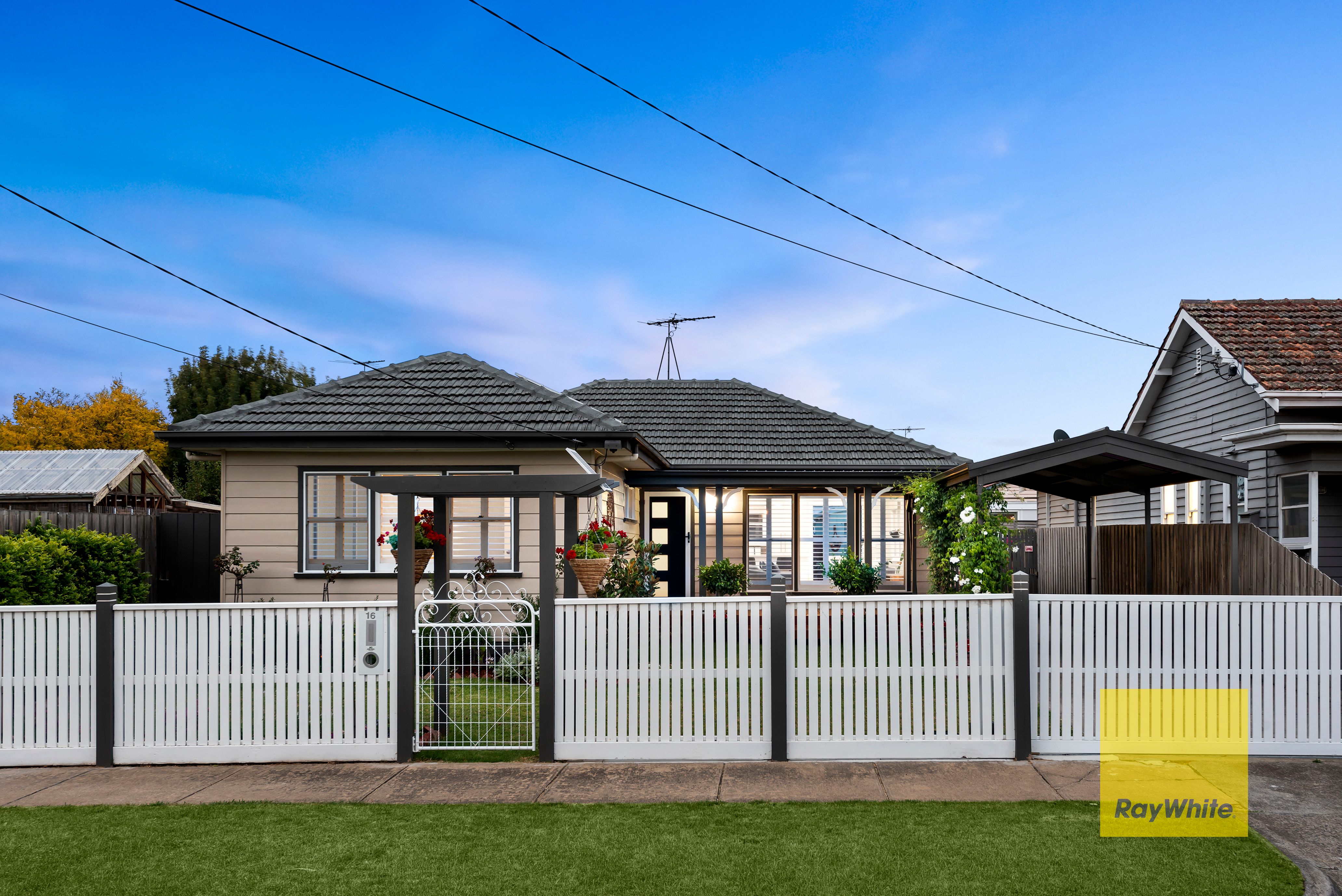 16 Helen Street, East Geelong, VIC 3219