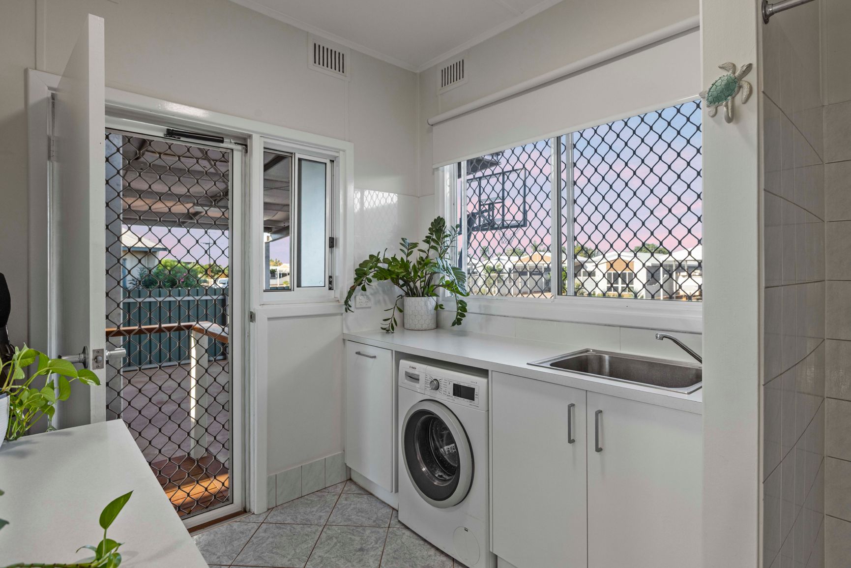 27 Nimitz Street — photo 11 of 21
