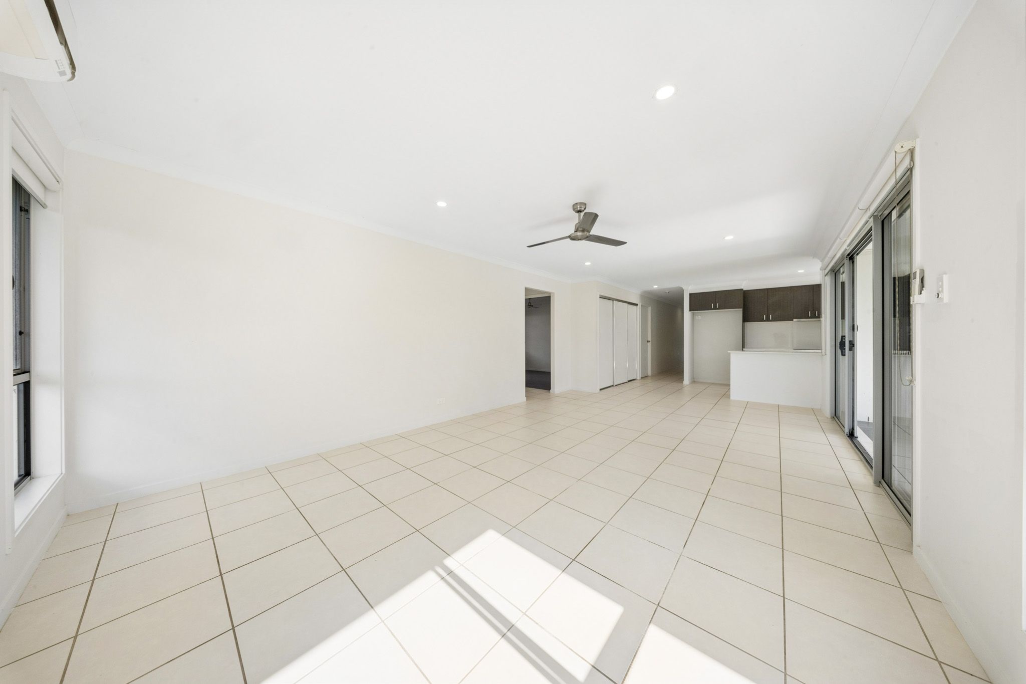 44 Dew Street — photo 8 of 24