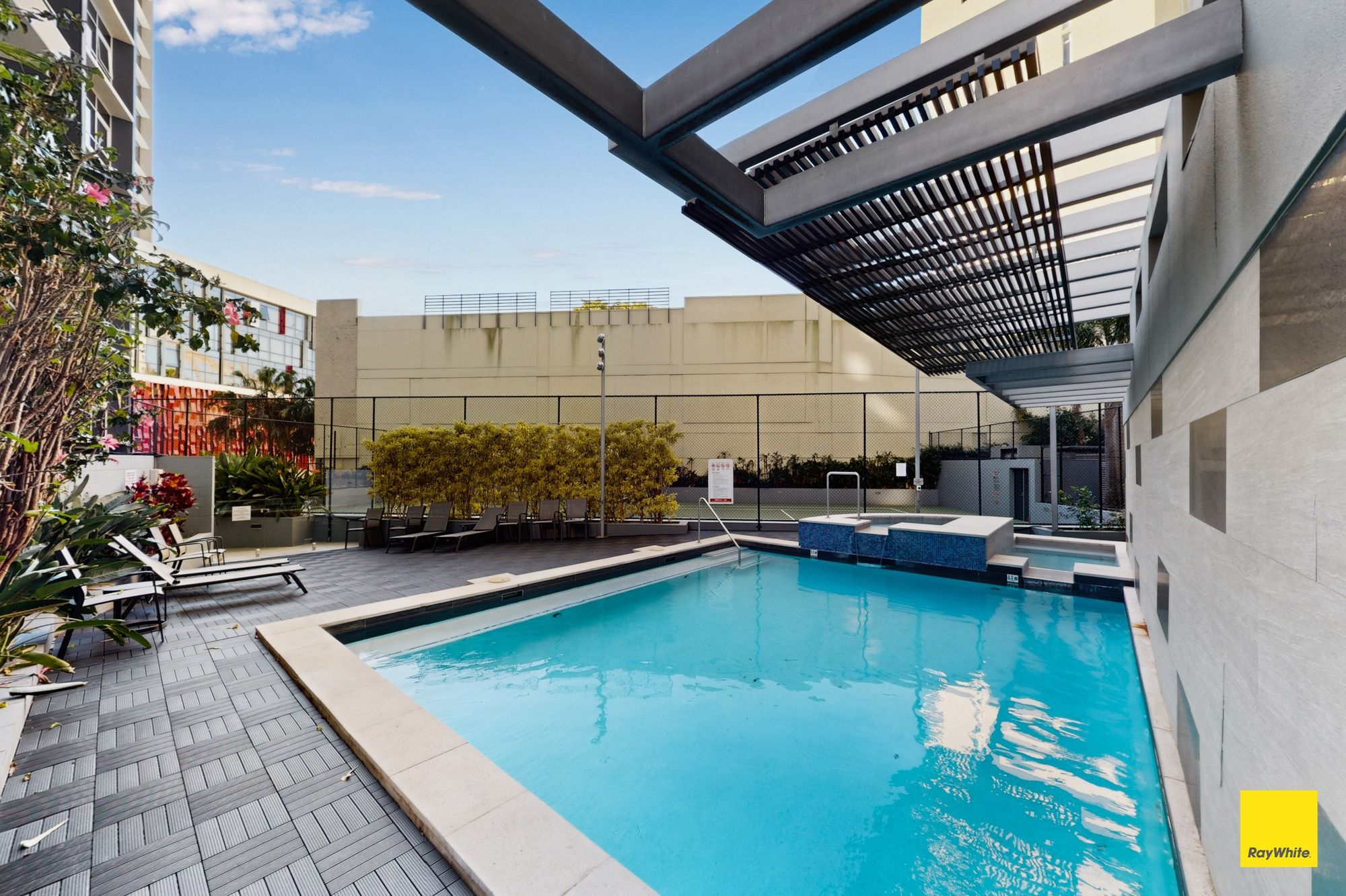 164/30 Macrossan Street — photo 14 of 15