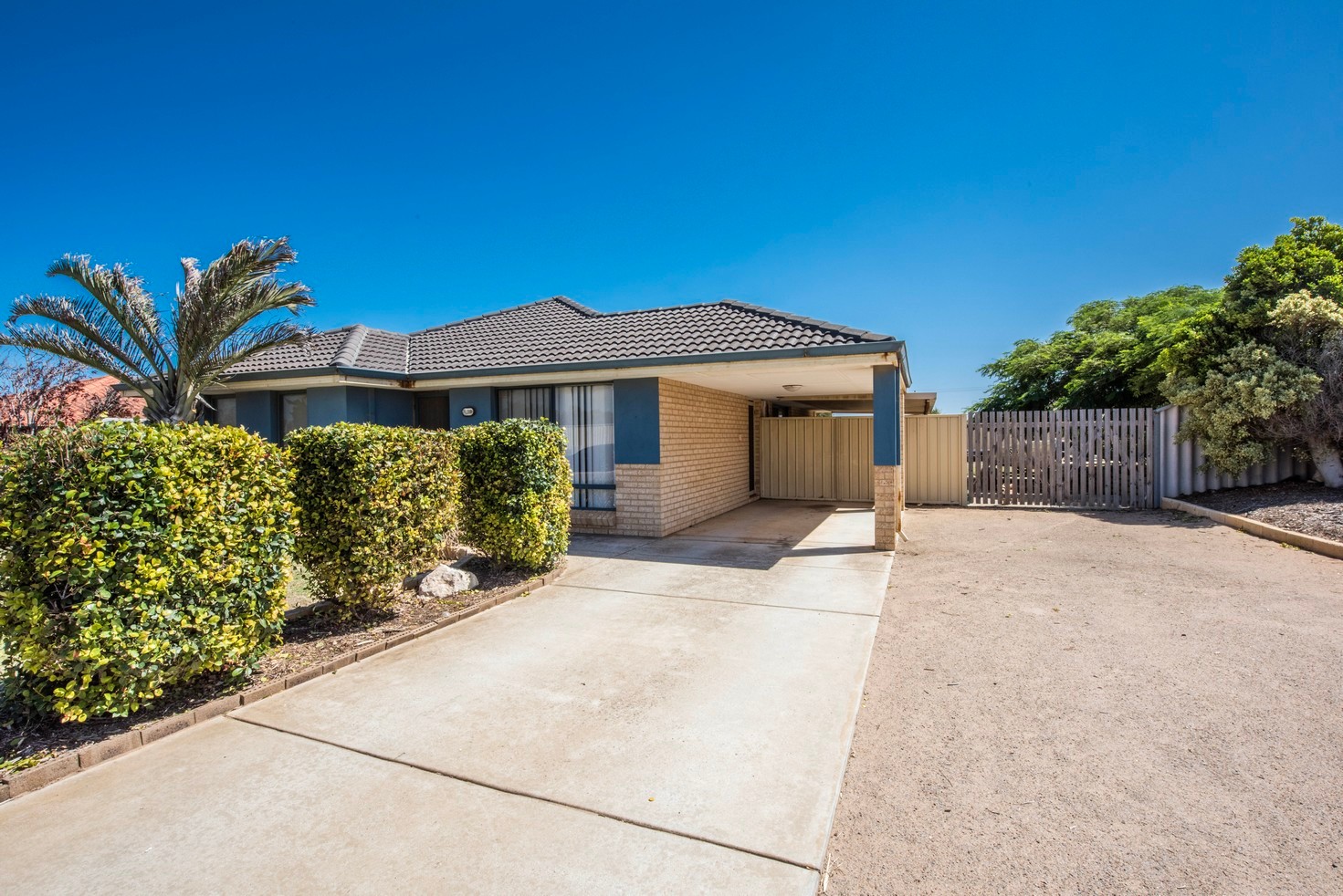 25 Mark Way, Wandina, WA 6530