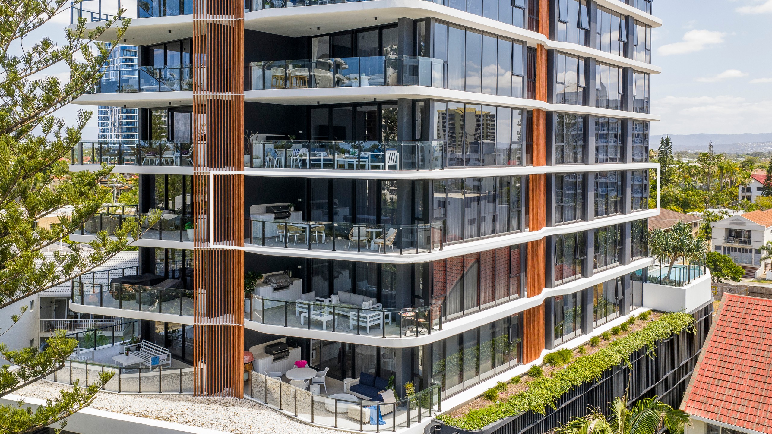 601/61 Old Burleigh Road, Surfers Paradise, QLD 4217