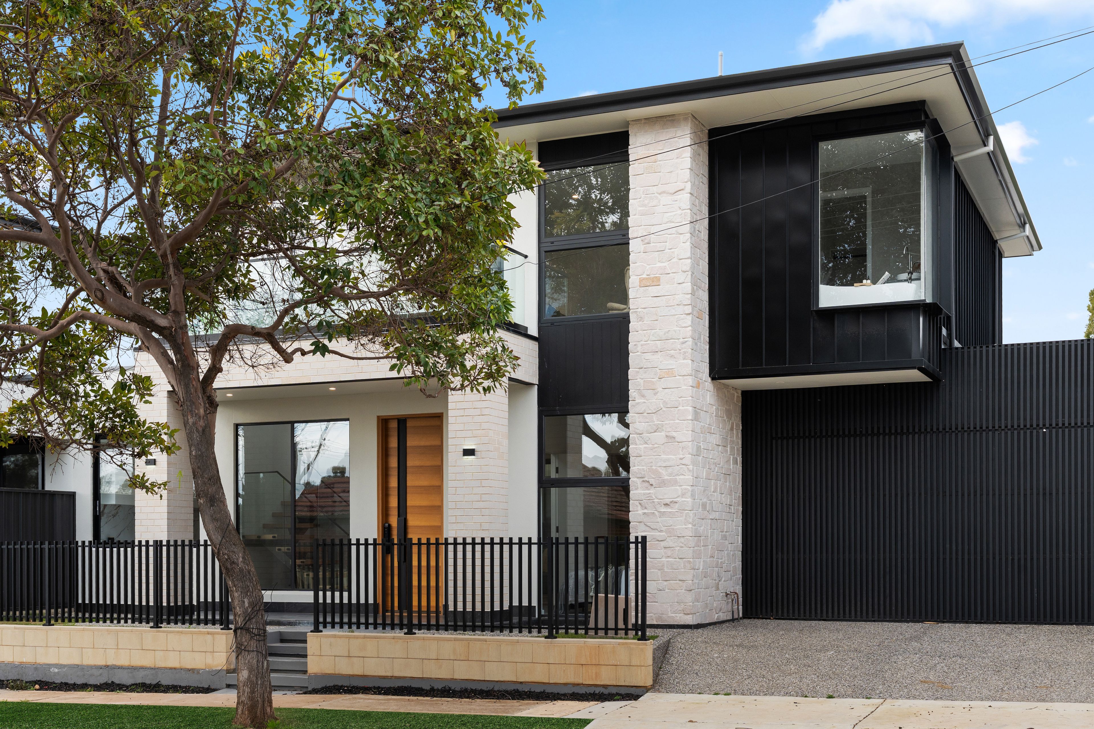 15 Graham Place, Prospect, SA 5082