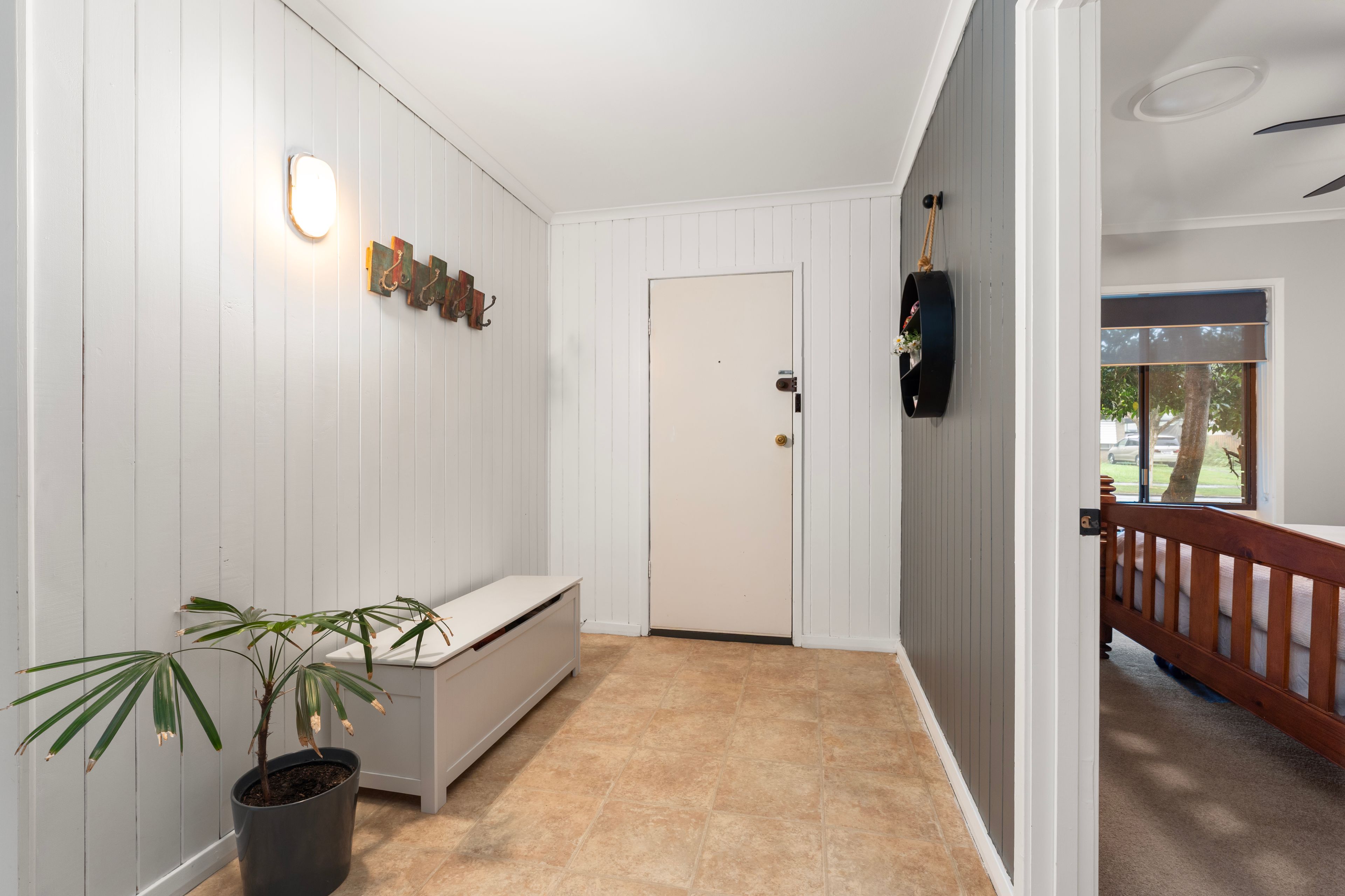 383 Dale Crescent — photo 11 of 13