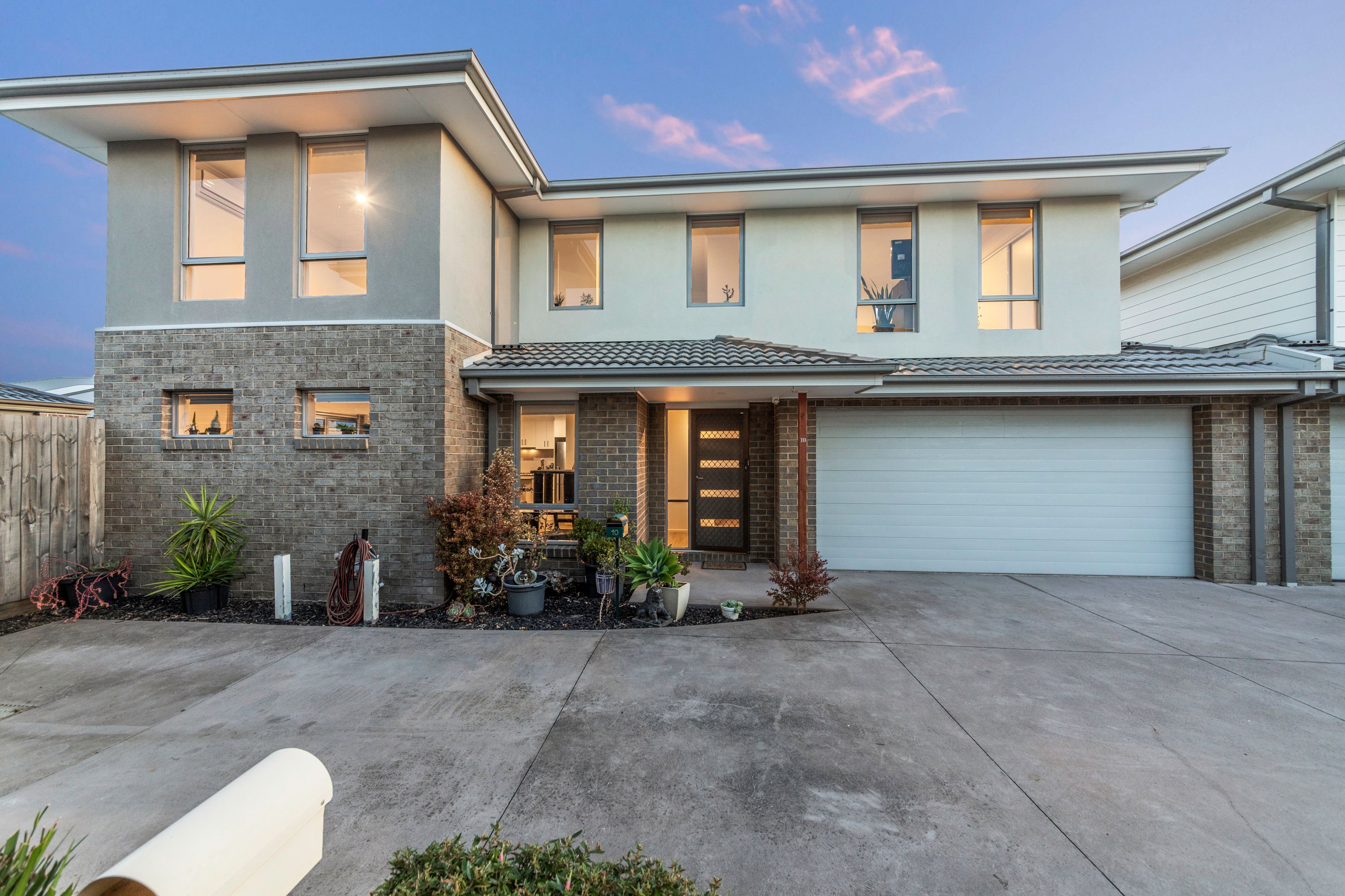 10 Nemo Street, Pakenham VIC 3810