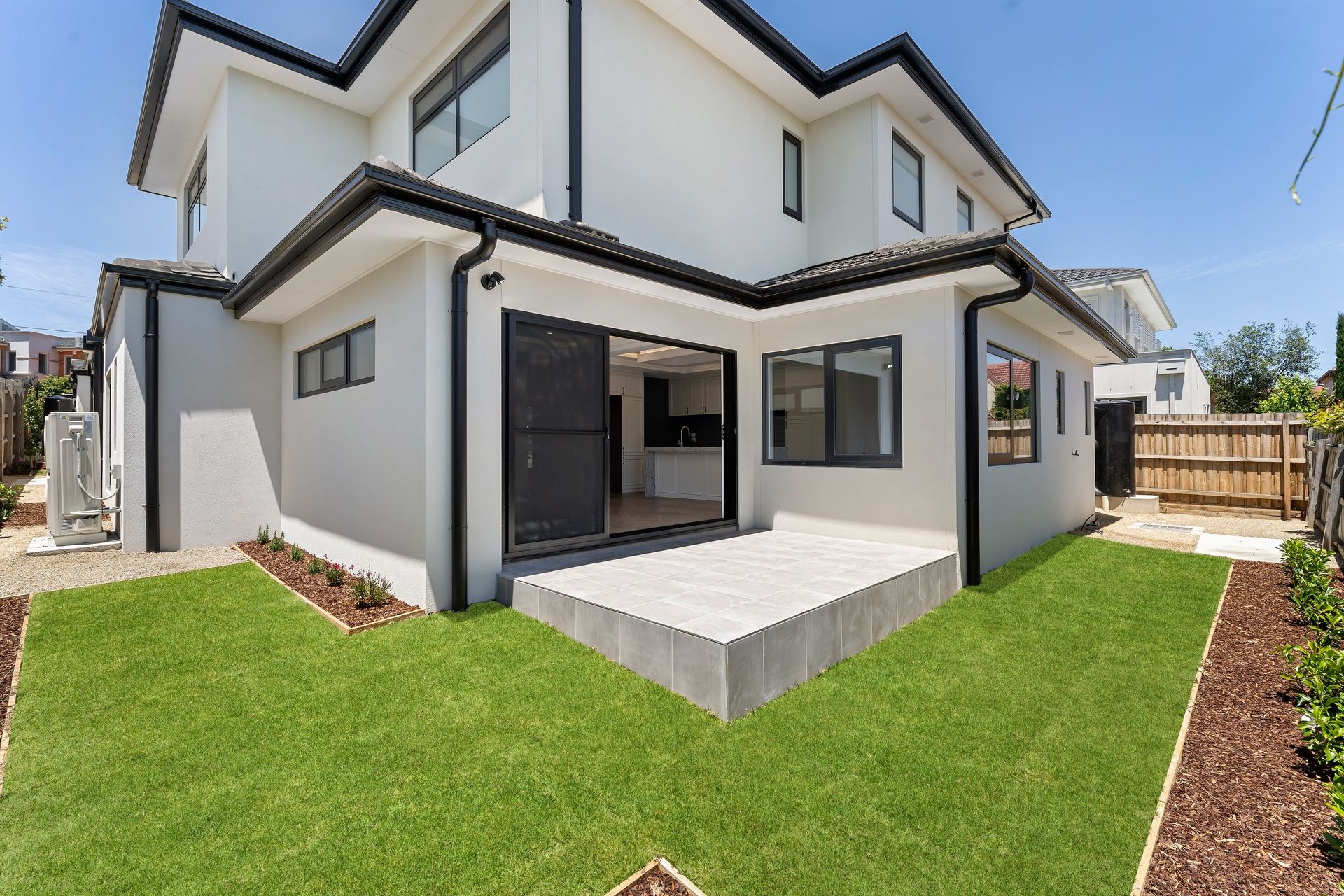 2/5 Barkly Street — photo 15 of 17