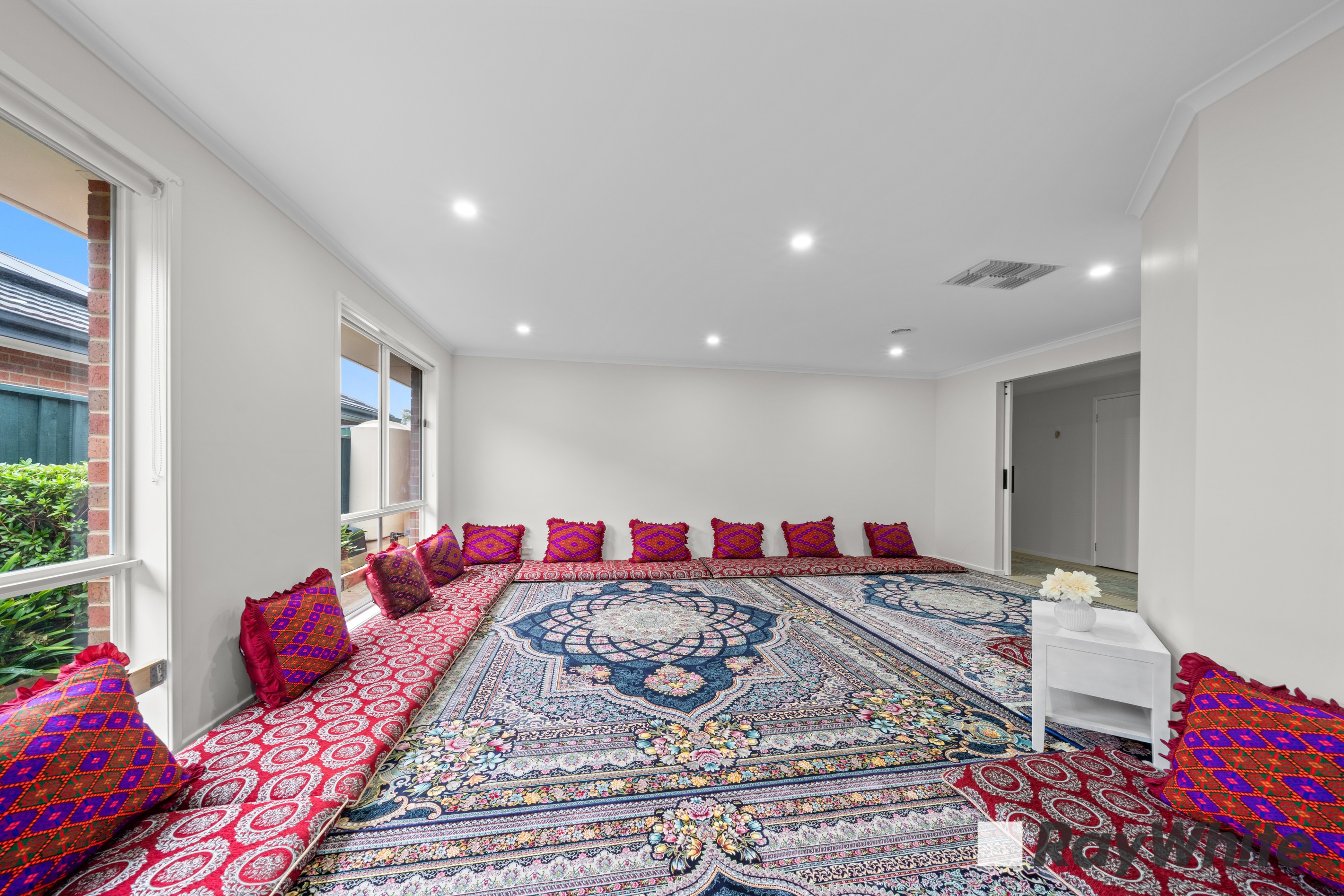 24 Lansbury Drive, Narre Warren South, VIC 3805