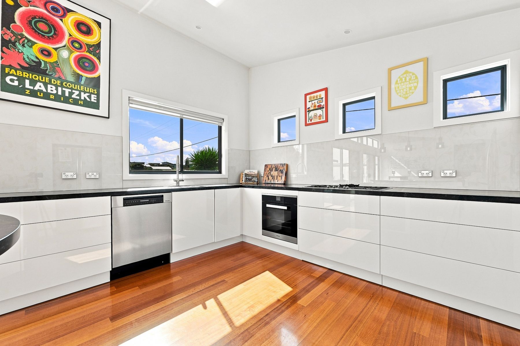 Unit 1/39 Marine Street — photo 6 of 30