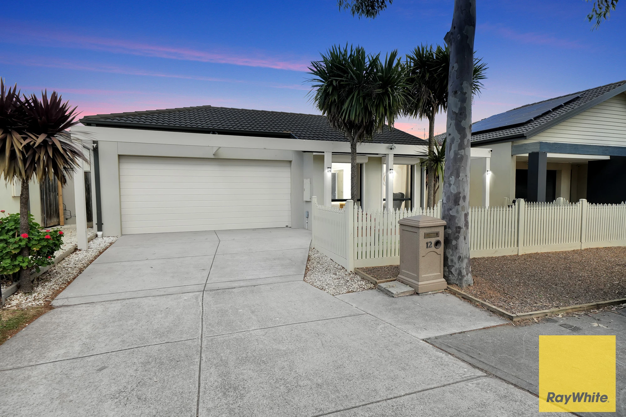 12 Cooma Place, Burnside Heights, VIC 3023
