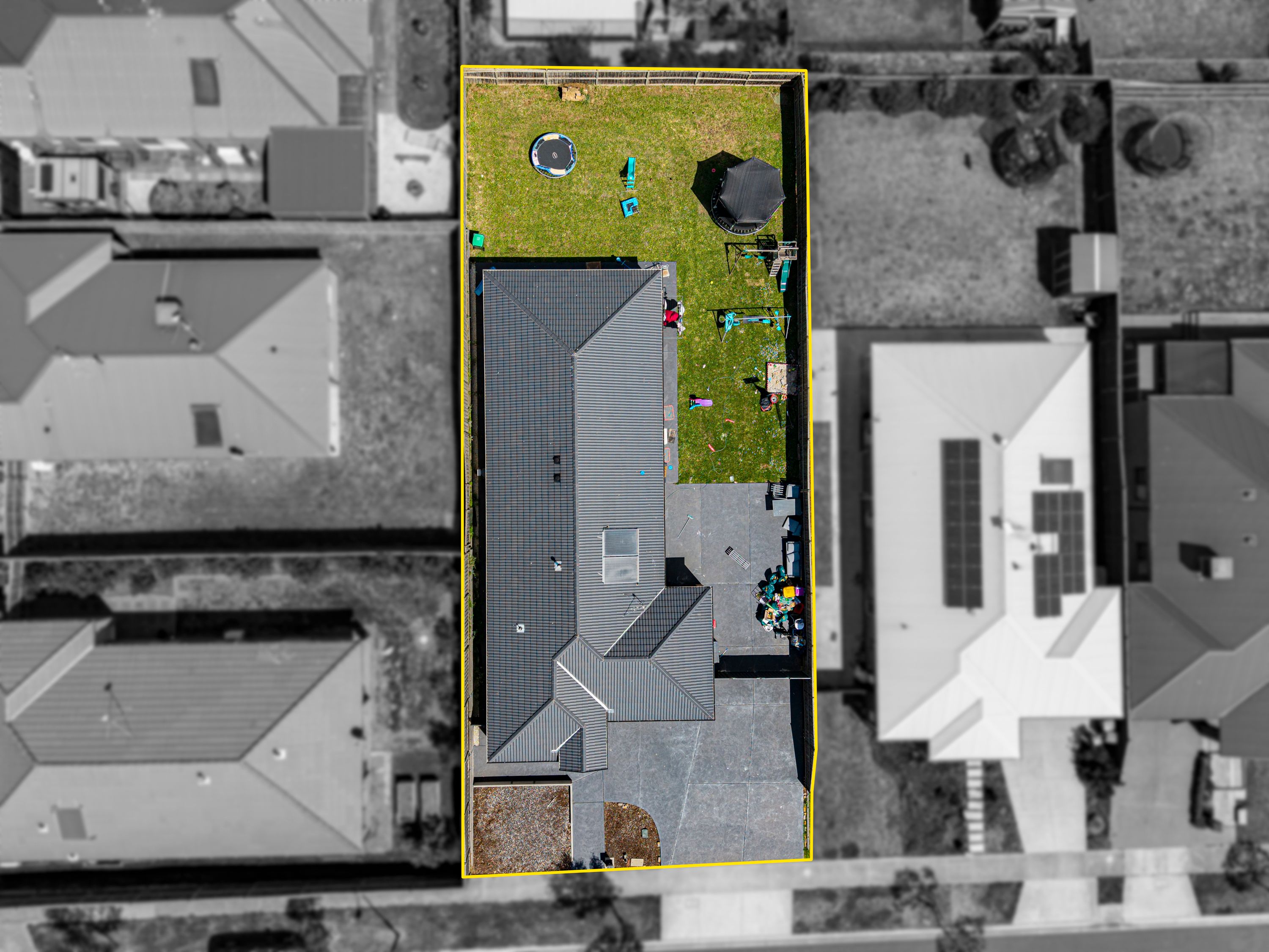 8 Holly Street — photo 15 of 18