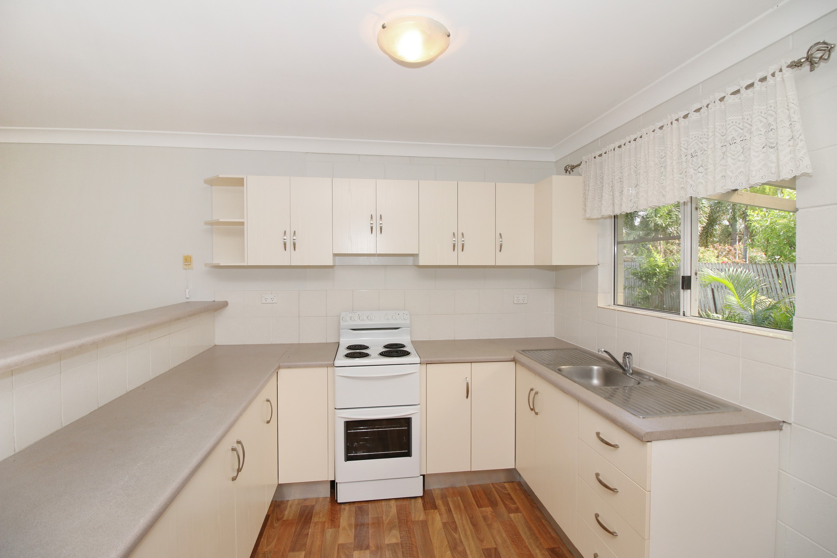 3 Tansey Court, Kelso, QLD 4815