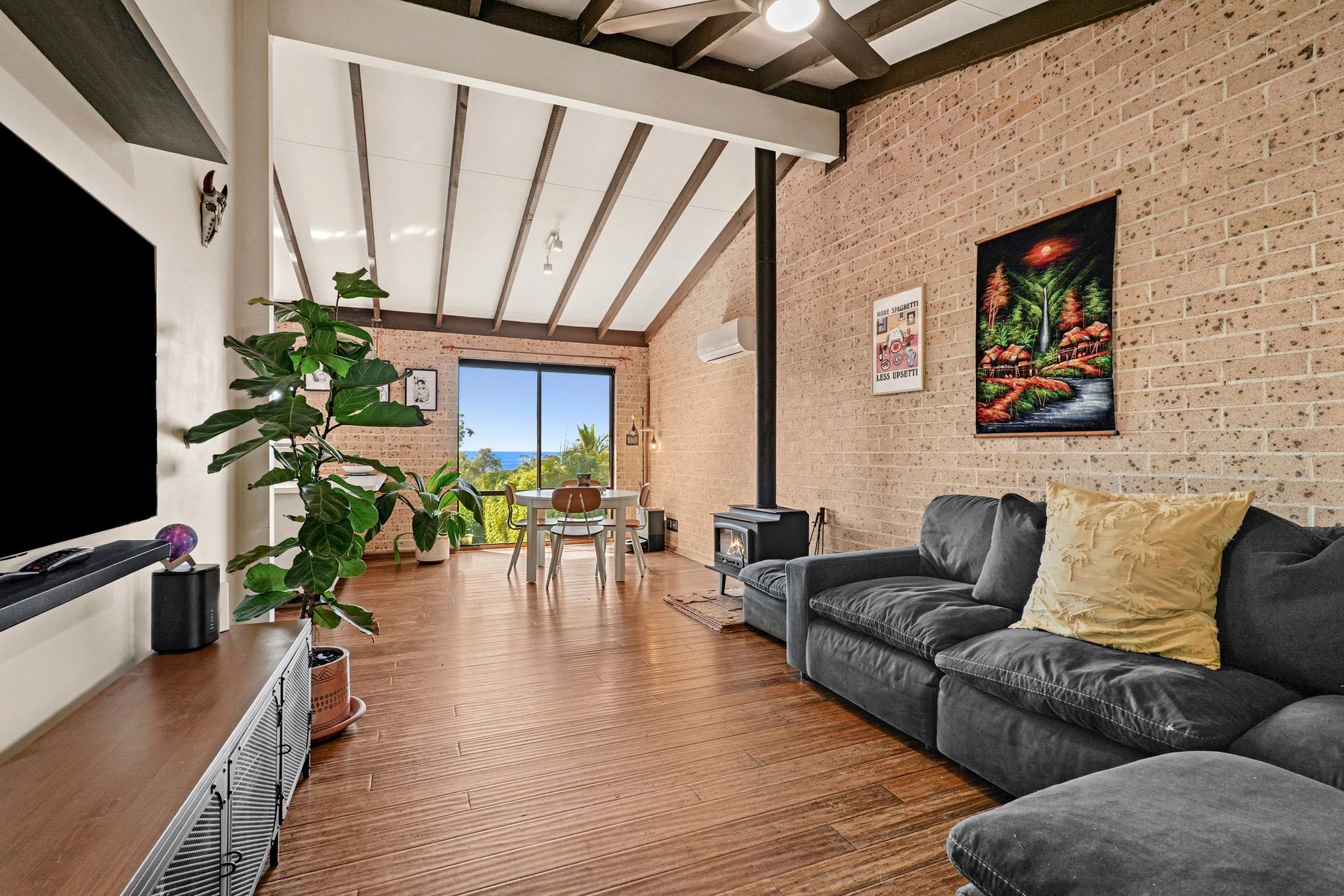 341 Lieutenant Bowen Drive, Bowen Mountain, NSW 2753