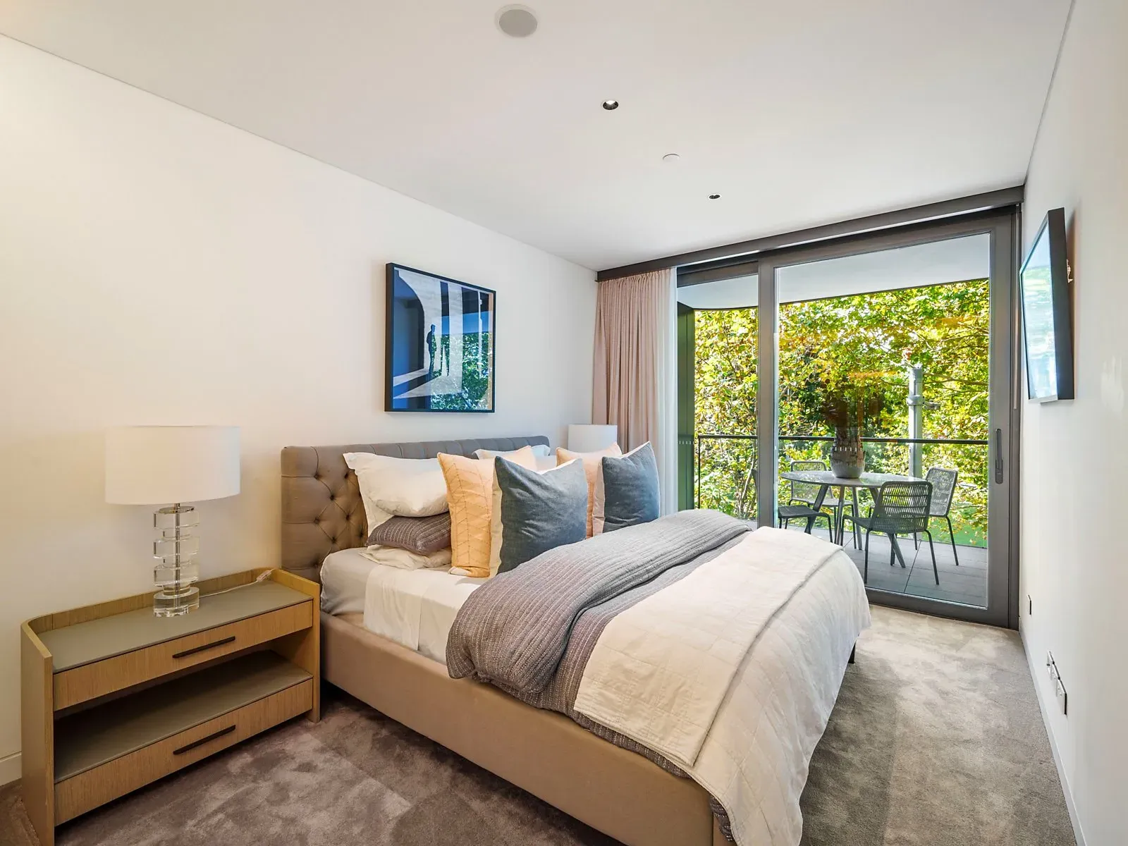 501/71 Macquaire Street — photo 6 of 17