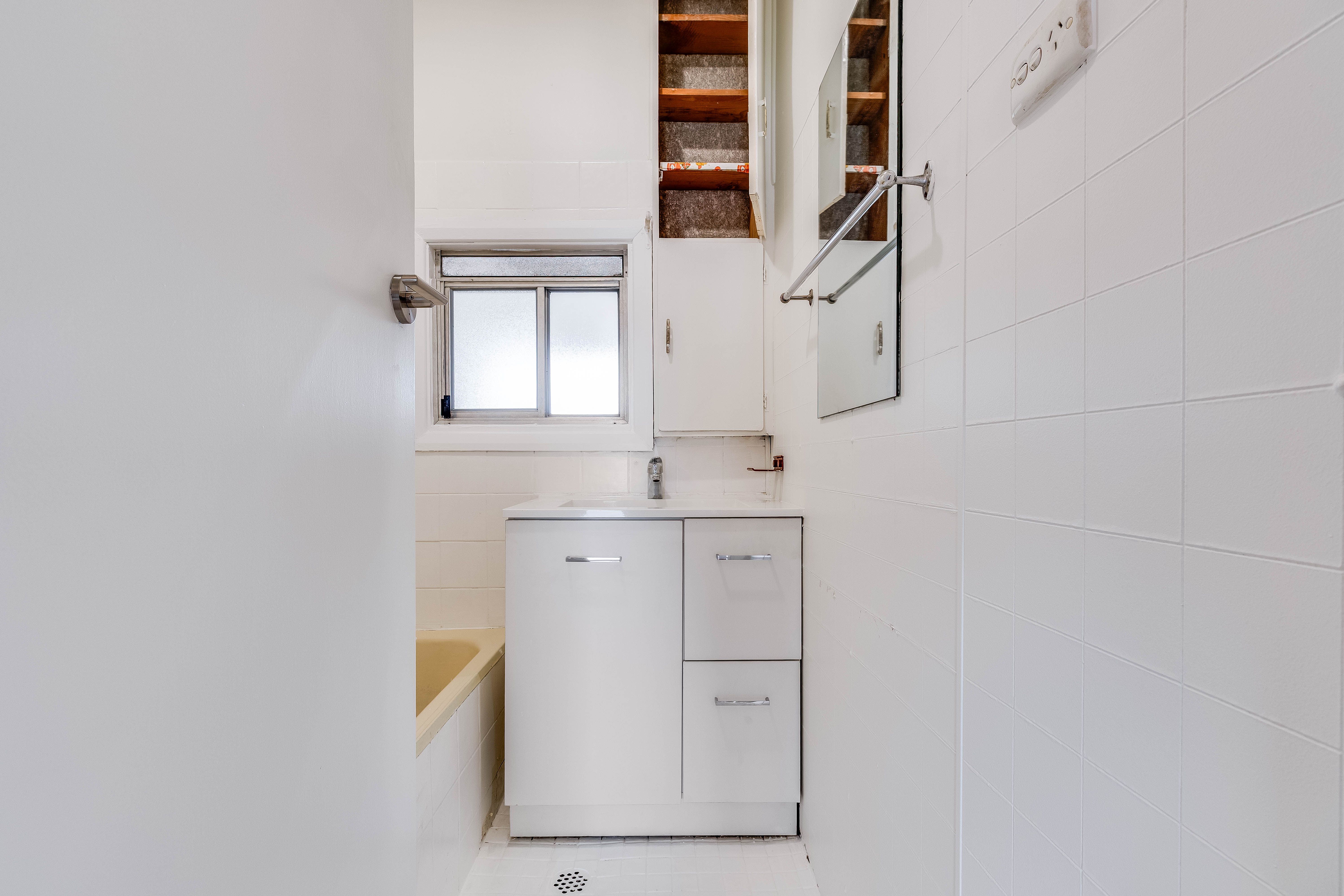 496 Douglas Road — photo 8 of 12