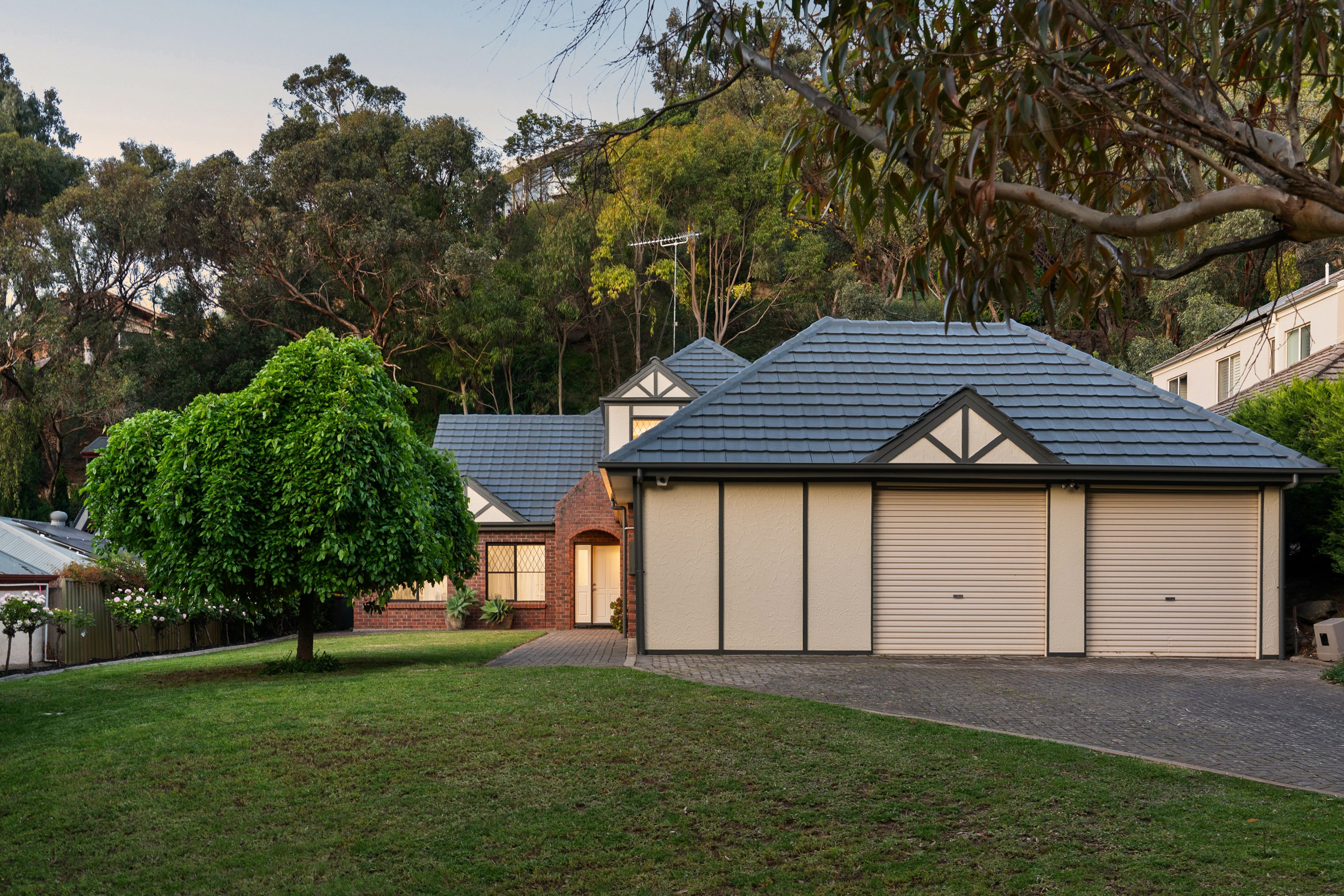 16 John Fisher Drive, Torrens Park, SA 5062