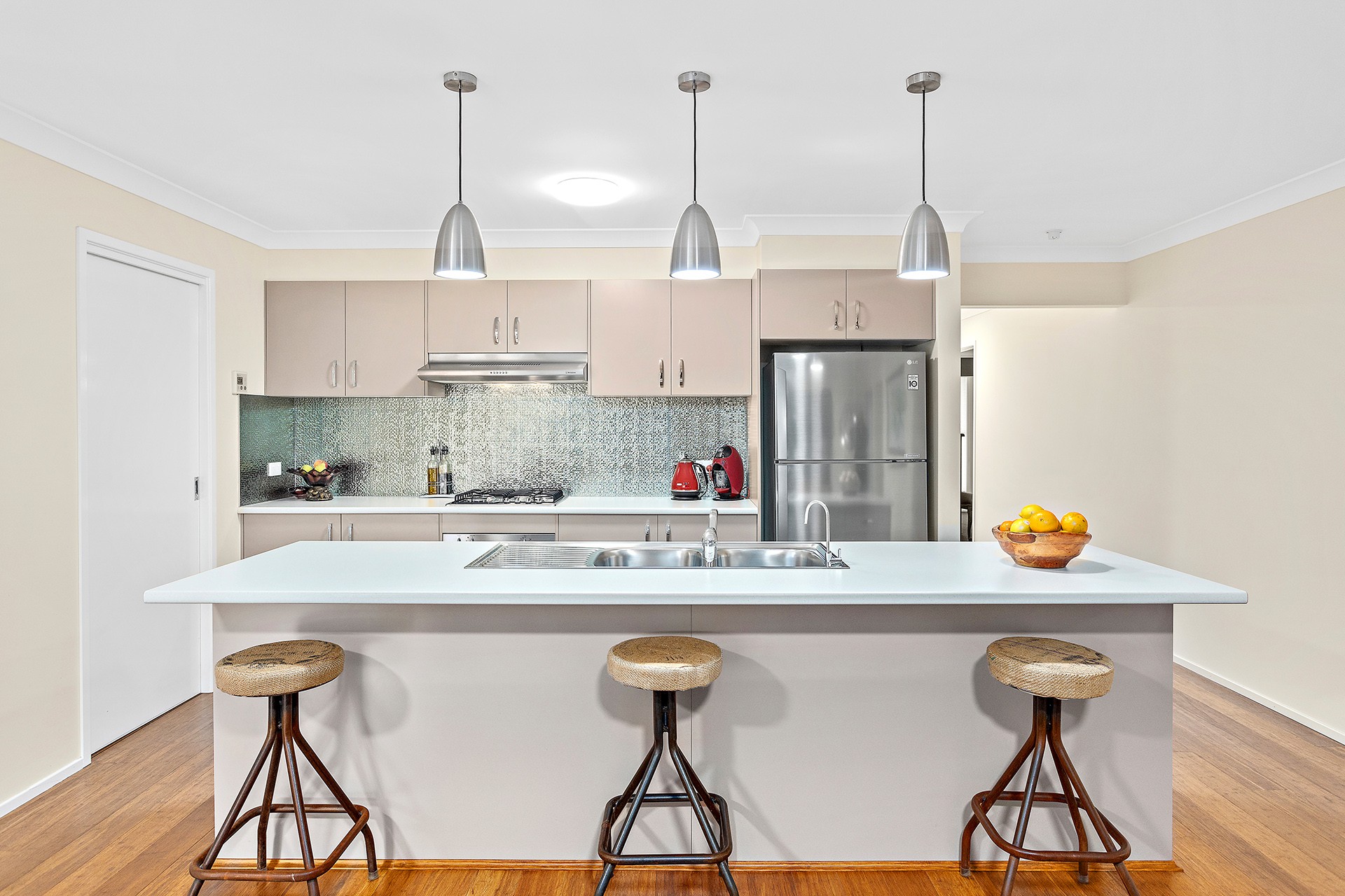 13 Peninsula Avenue, Haywards Bay, NSW 2530