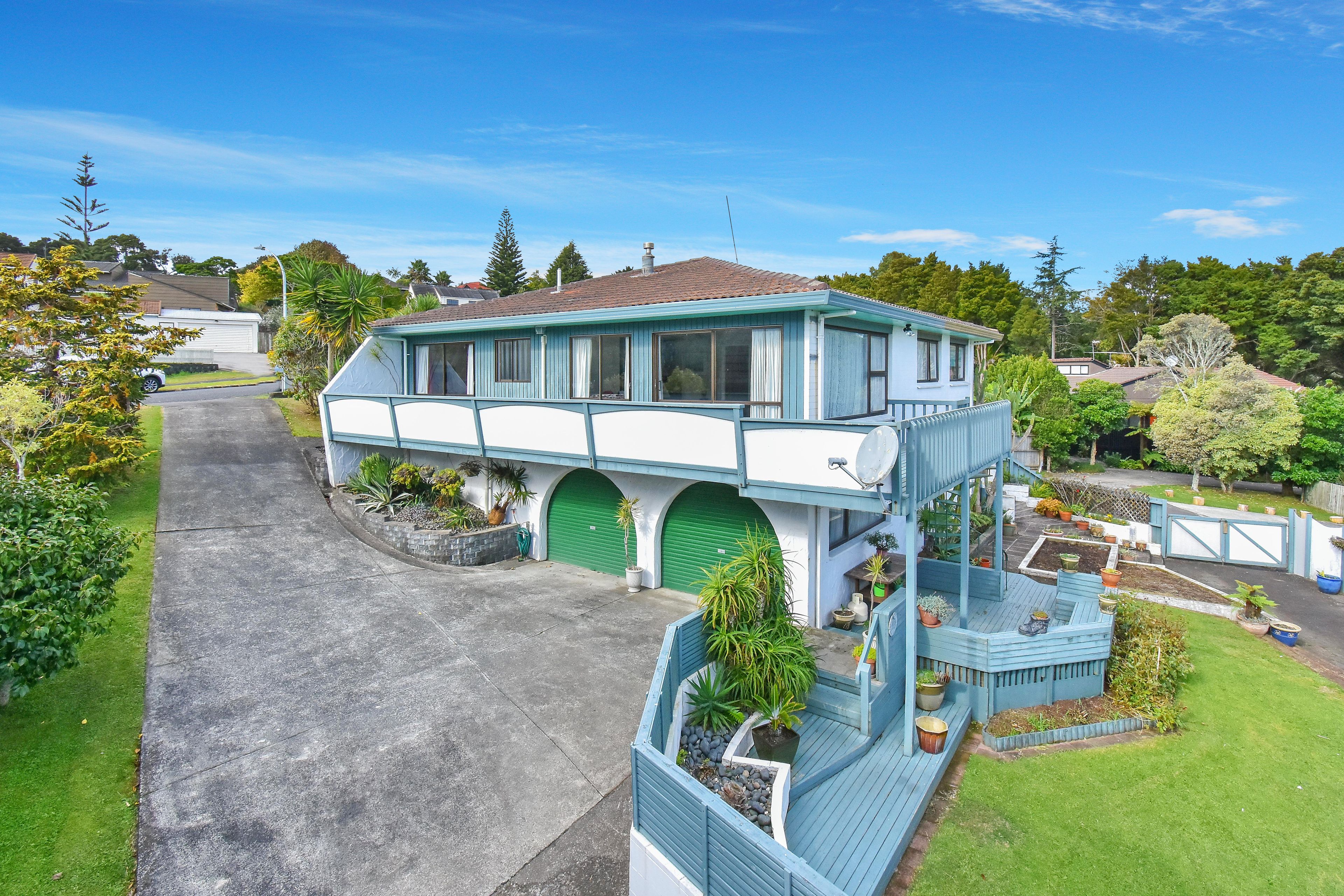 28 Kingsclere Place, Goodwood Heights, Manukau City