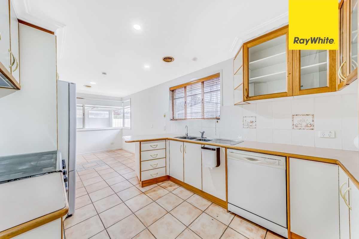 93 Phillip Avenue, Watson, ACT 2602