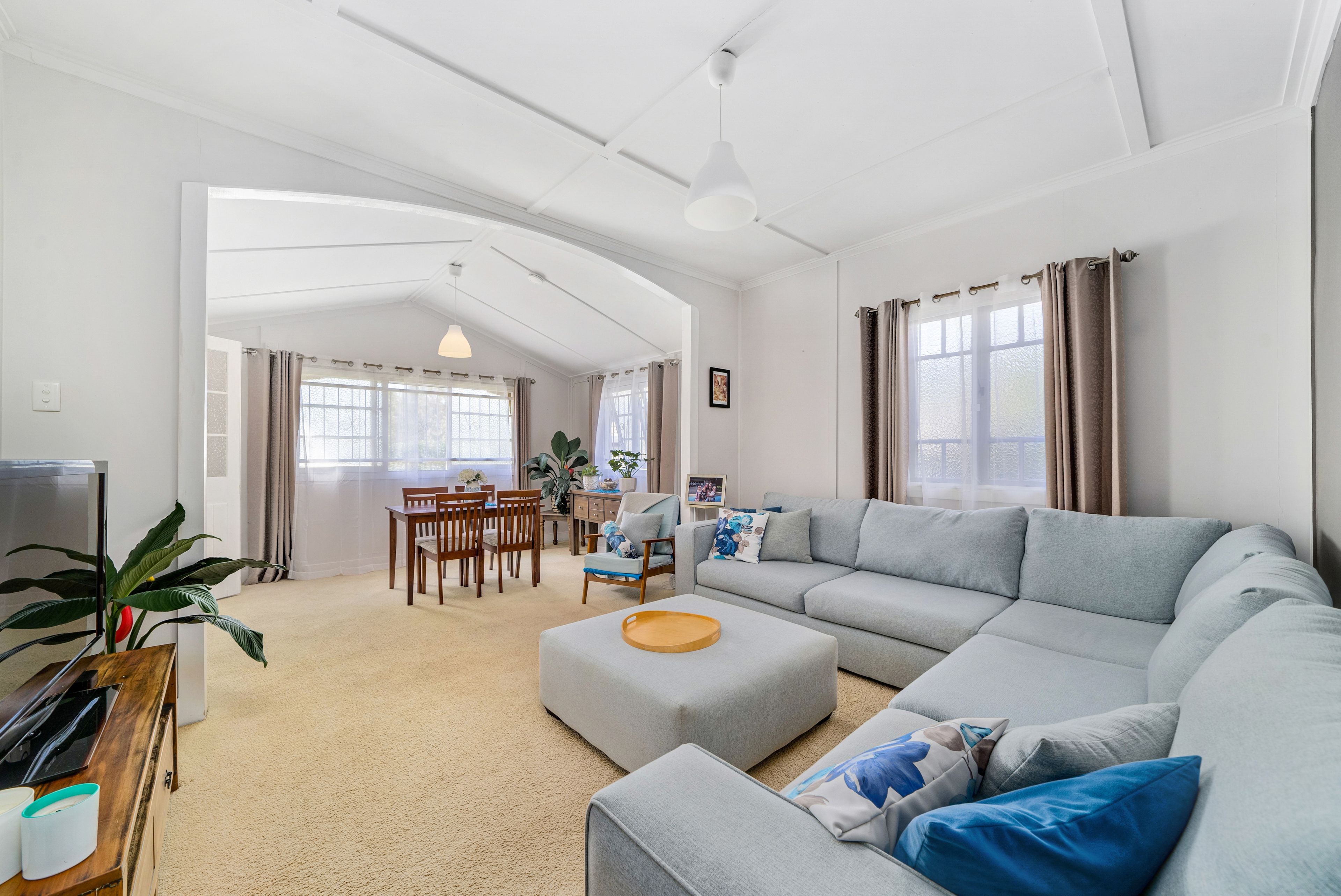 24 Maryborough Terrace — photo 6 of 15