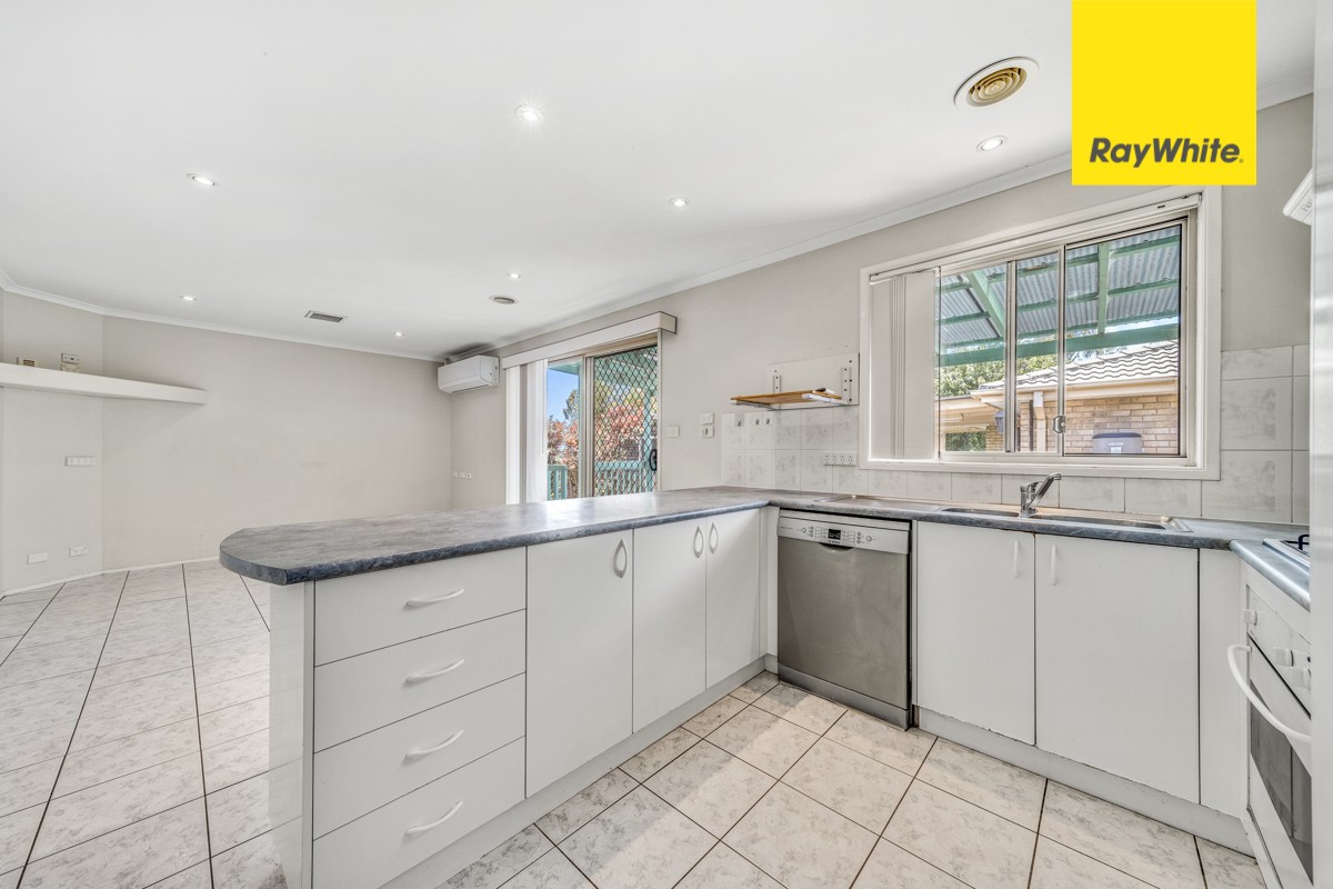 15 Goodhart Crescent, Dunlop, ACT 2615