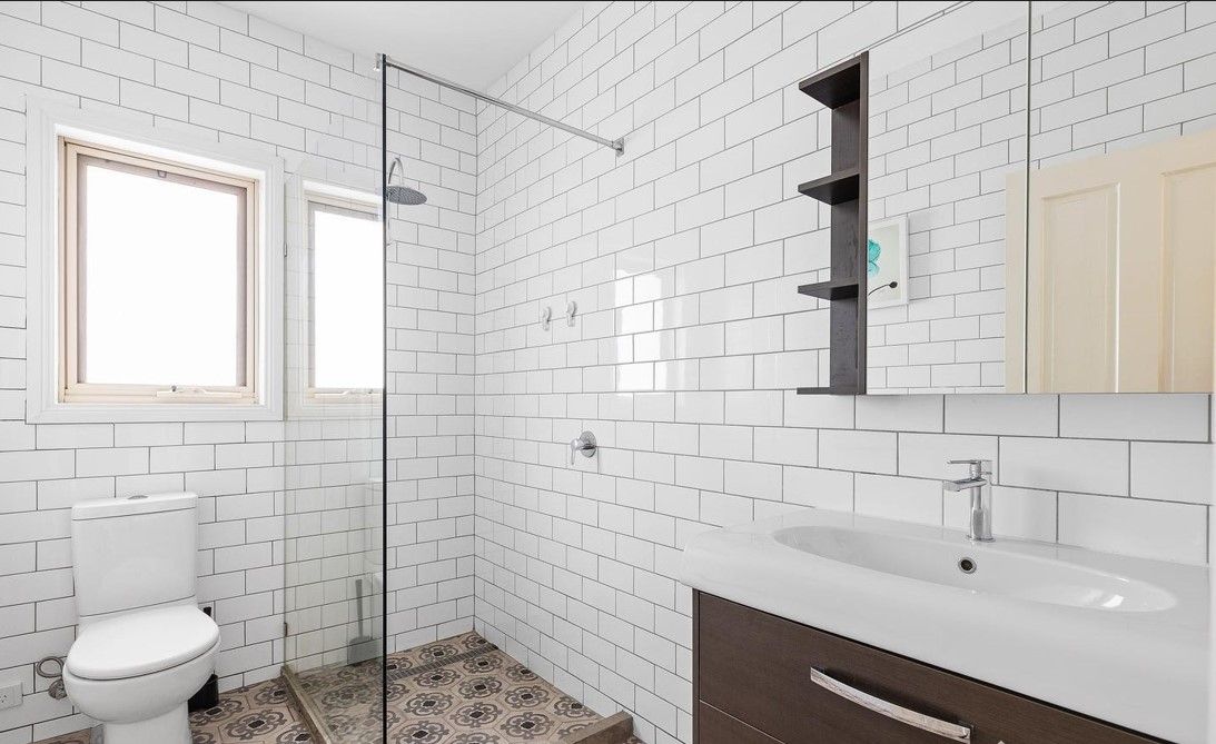 18 Howell Street — photo 8 of 16
