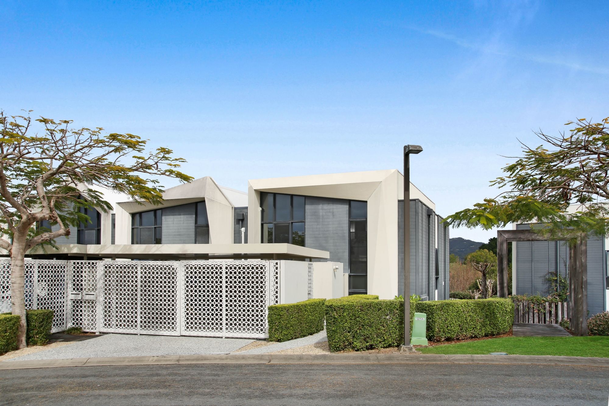 68 Peninsula Drive, Robina QLD 4226