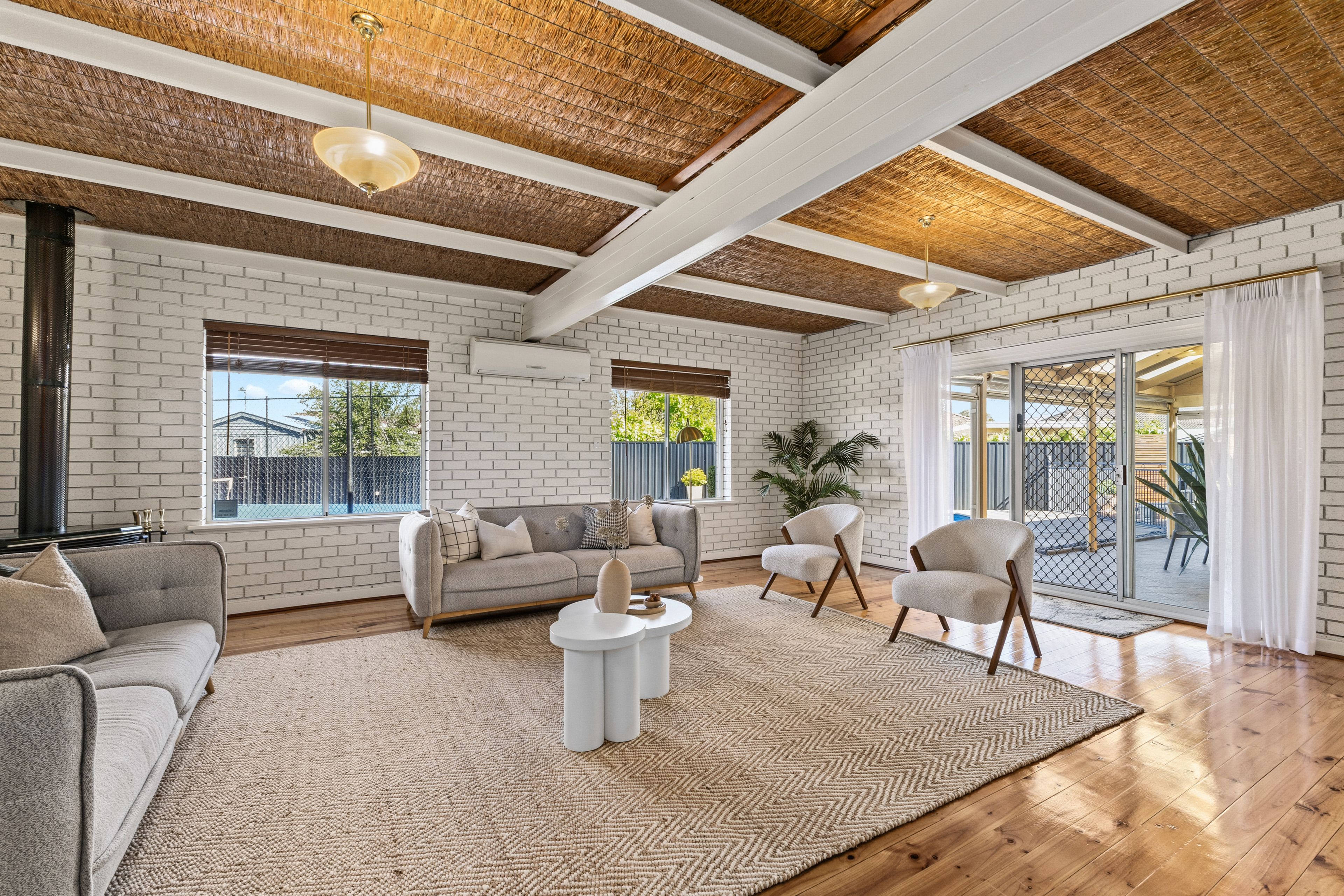 33 Oakleigh Road — photo 6 of 17