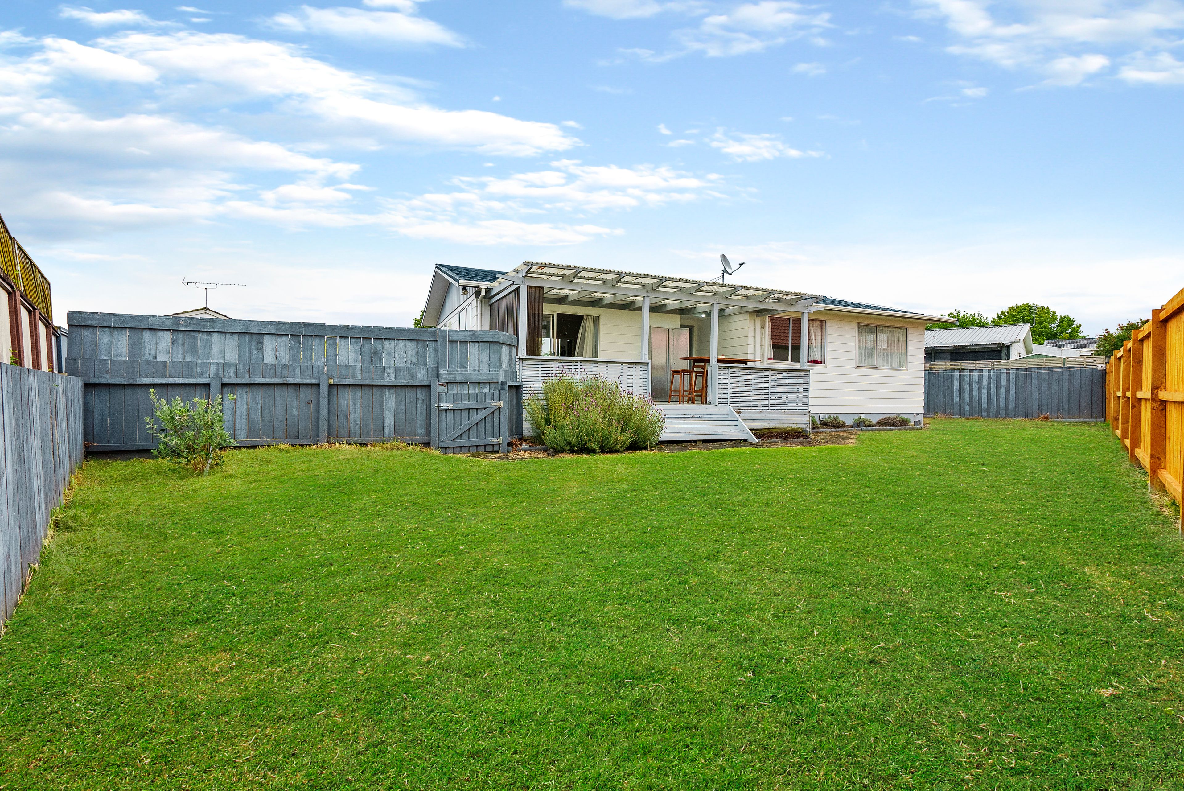 4A Fiesta Drive, Half Moon Bay, Manukau City