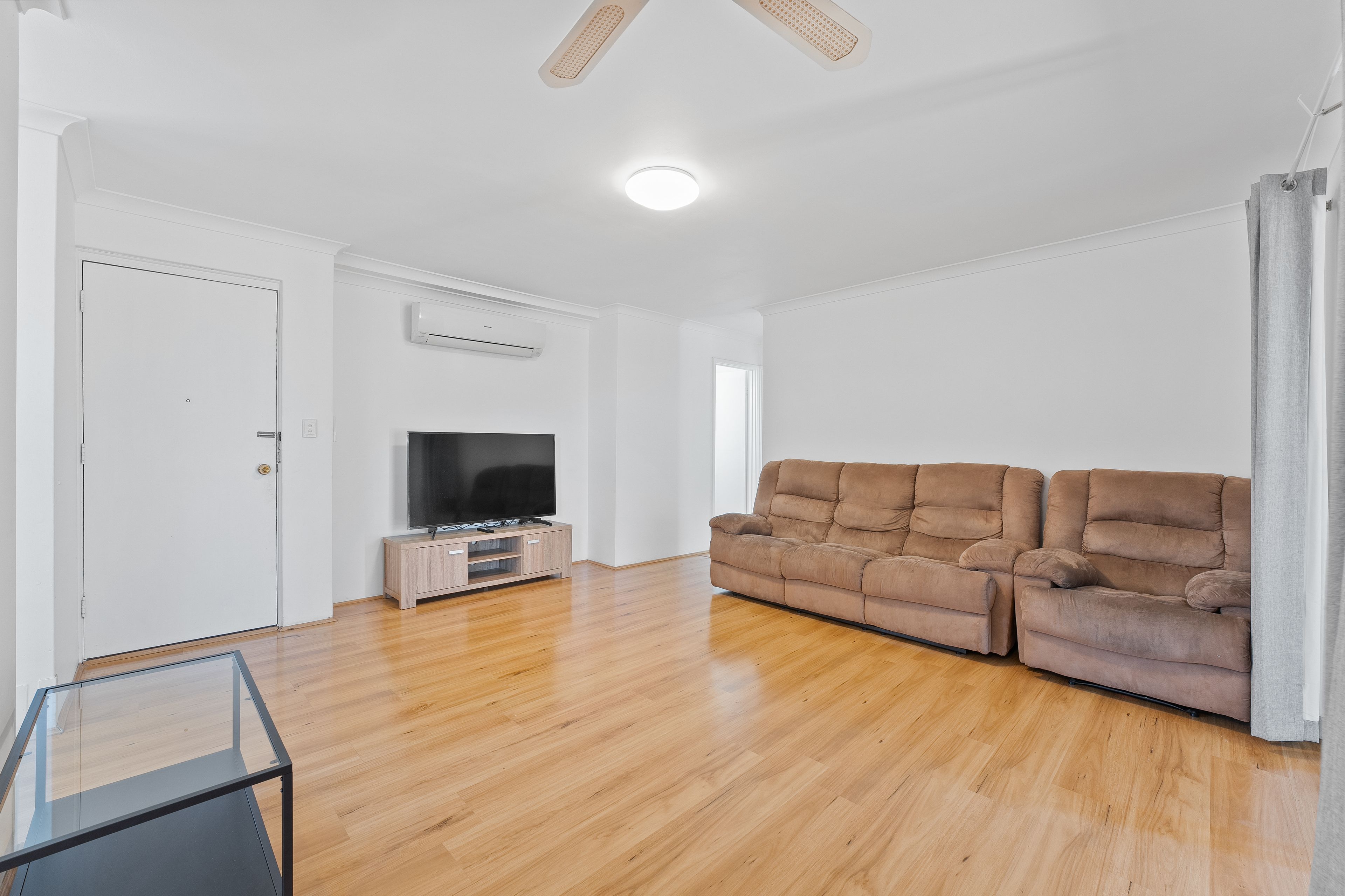 25 Ashford Avenue, Rockingham WA 6168