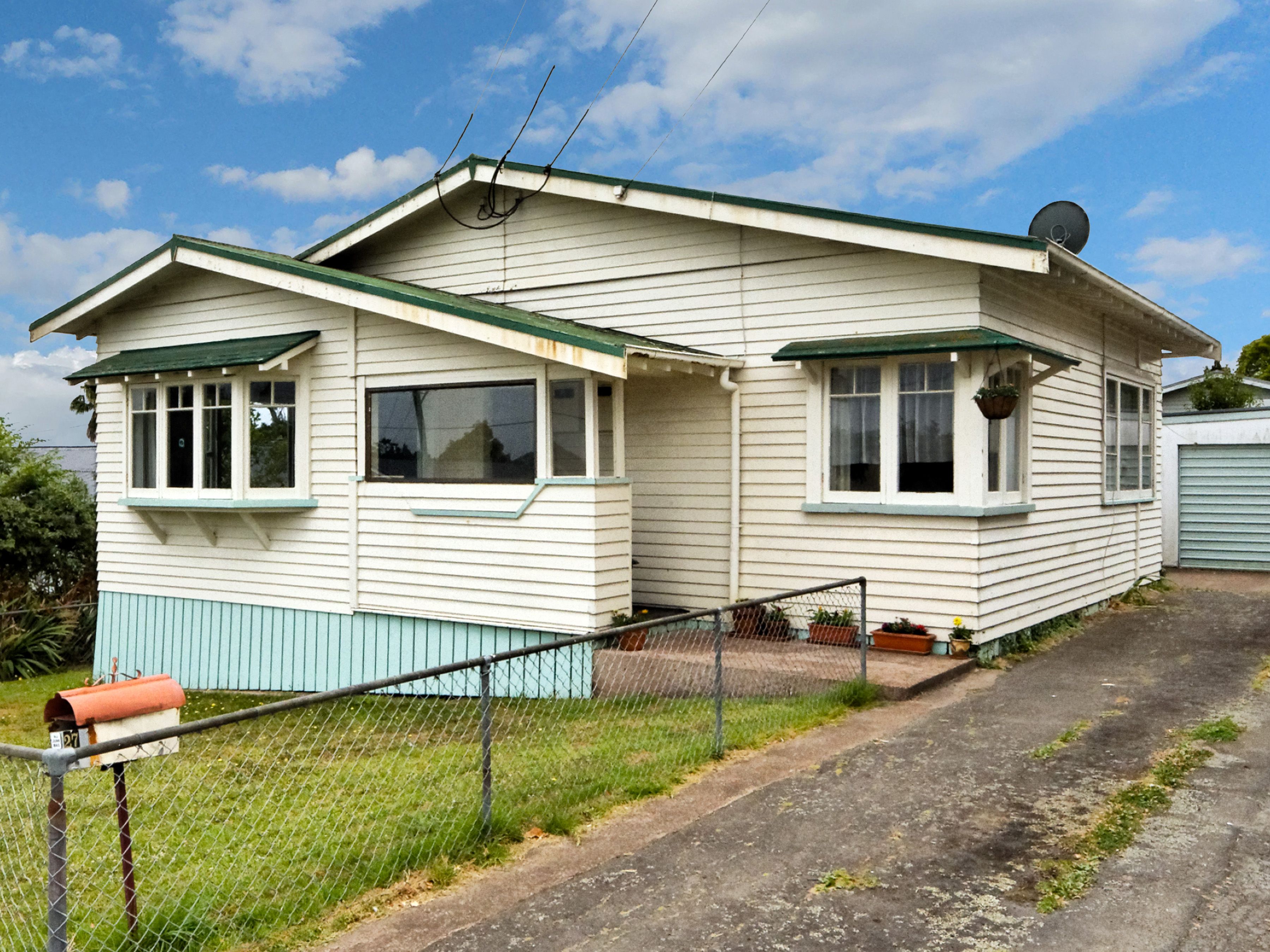 27 Chalmers Street, Avondale, Auckland City