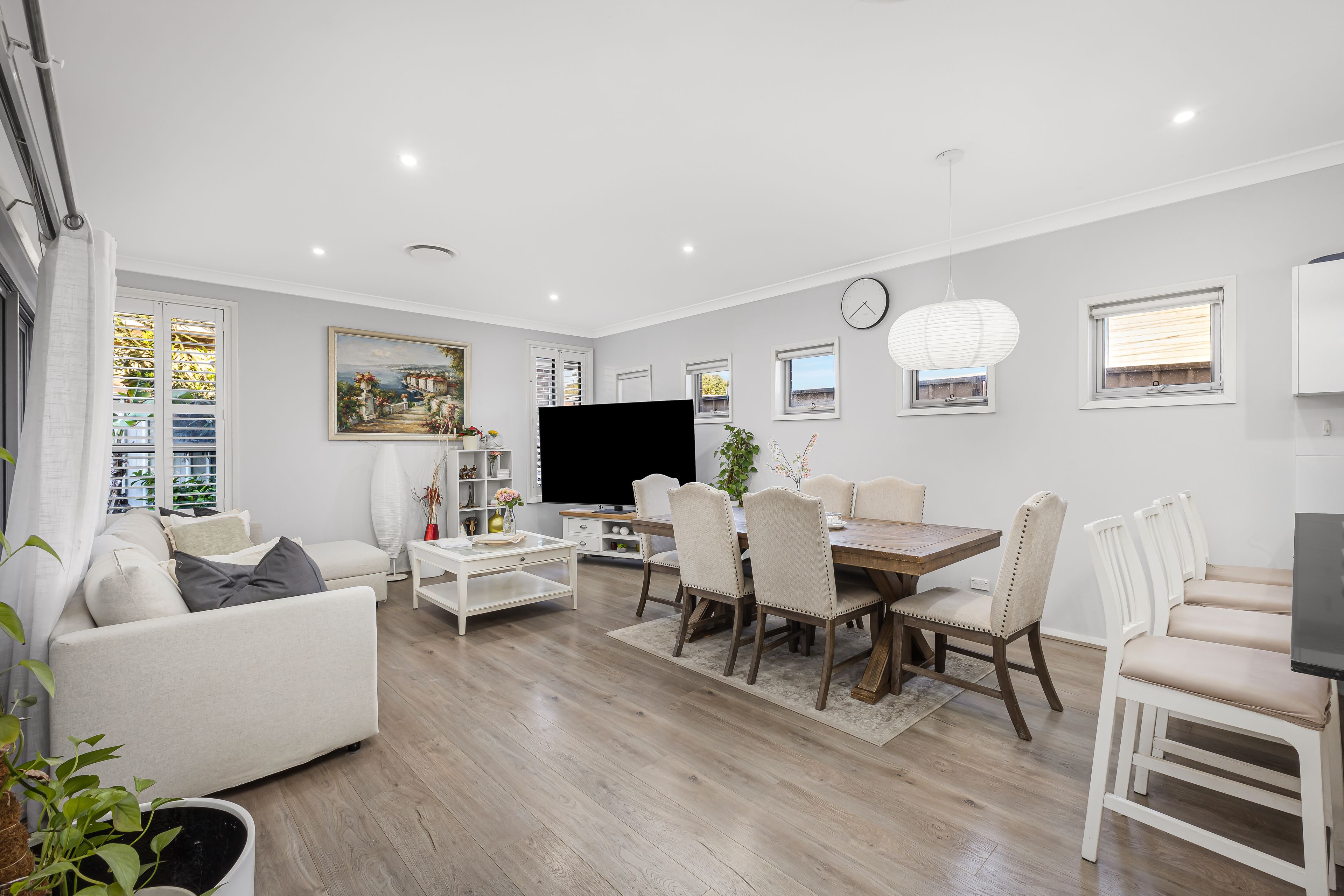 2/73 Piccadilly Street, Riverstone, NSW 2765