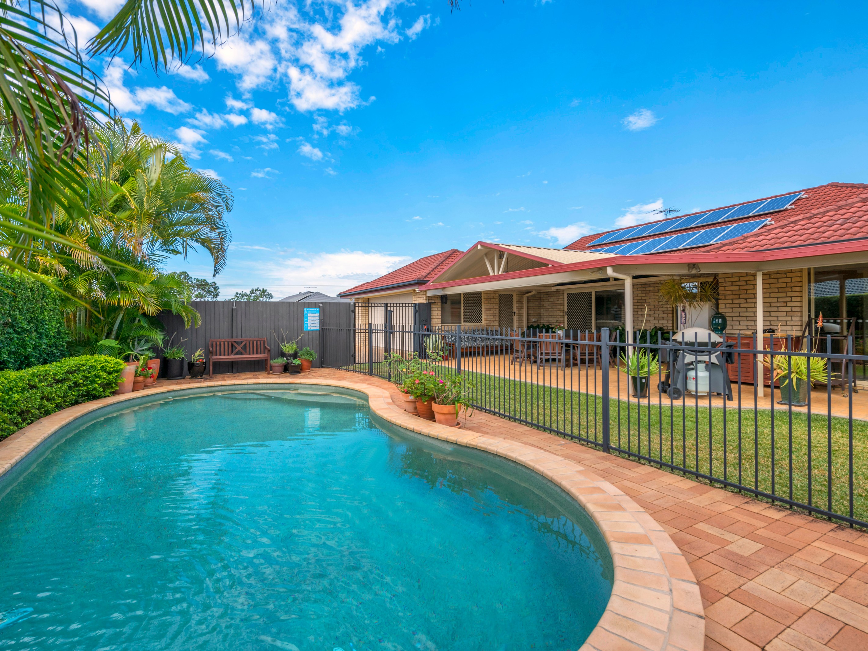 12 Ridley Road, Bridgeman Downs, QLD 4035