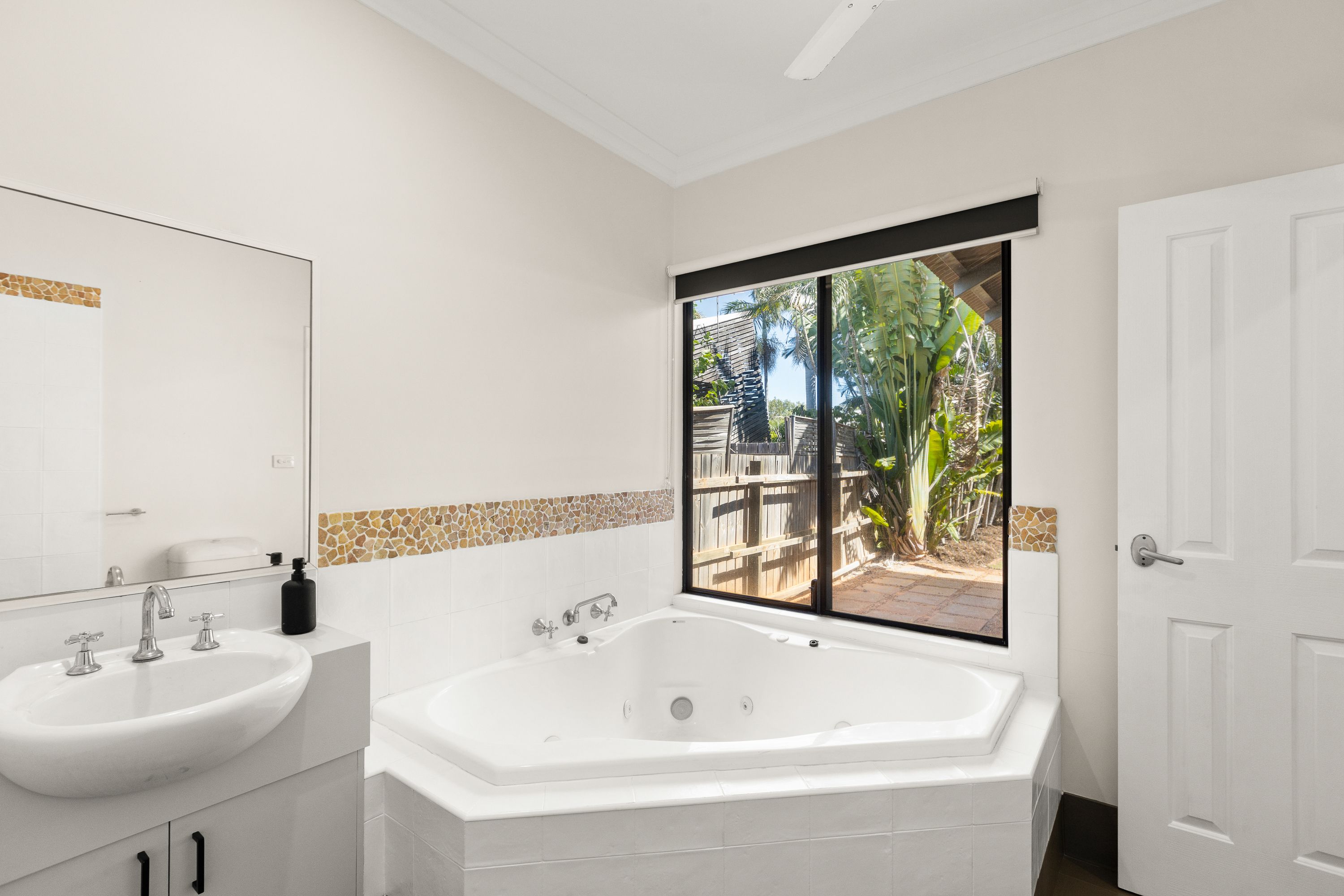 2 Bin Sallik Avenue — photo 14 of 29