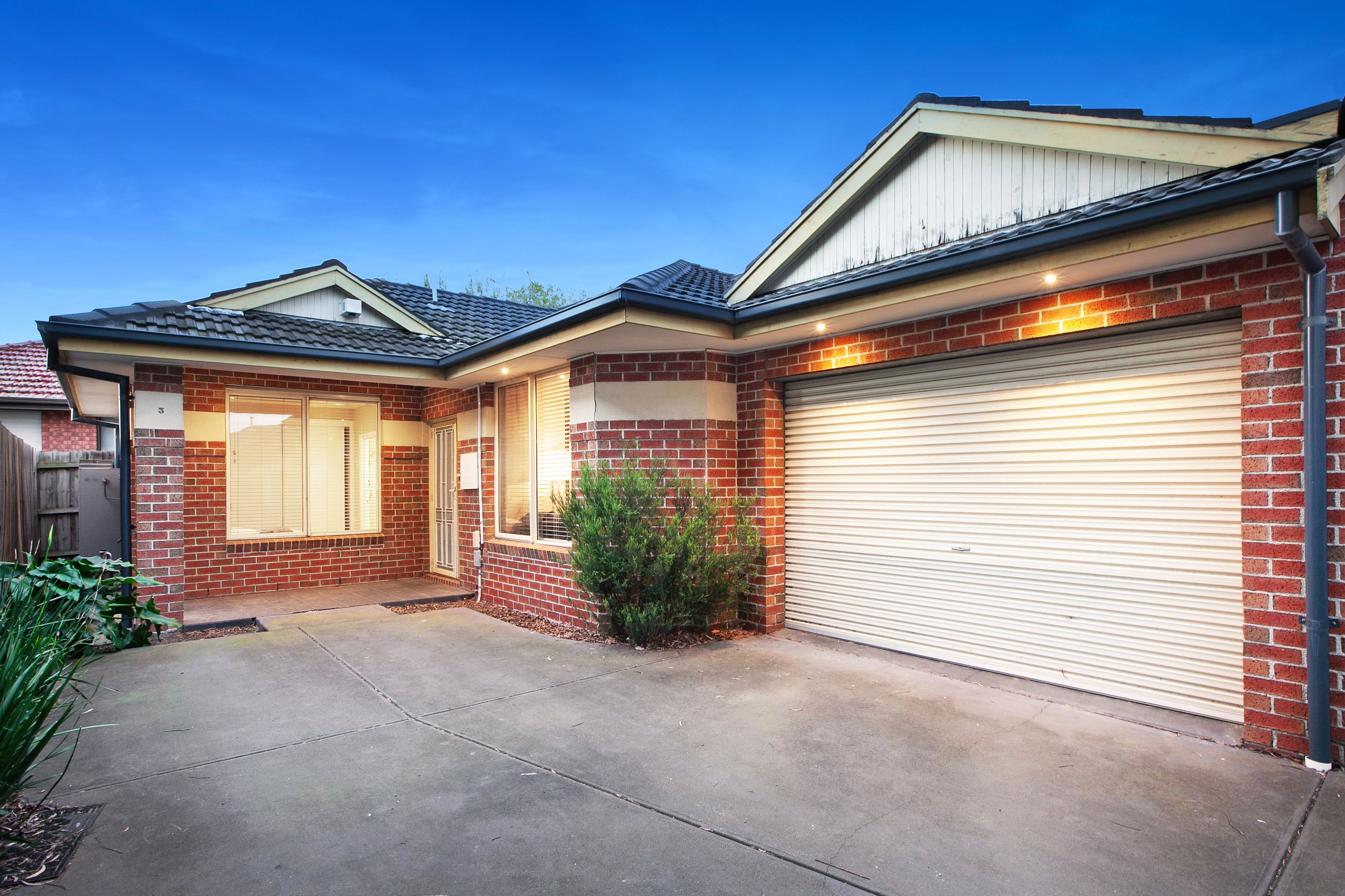152 St Vigeons Road, Reservoir VIC 3073
