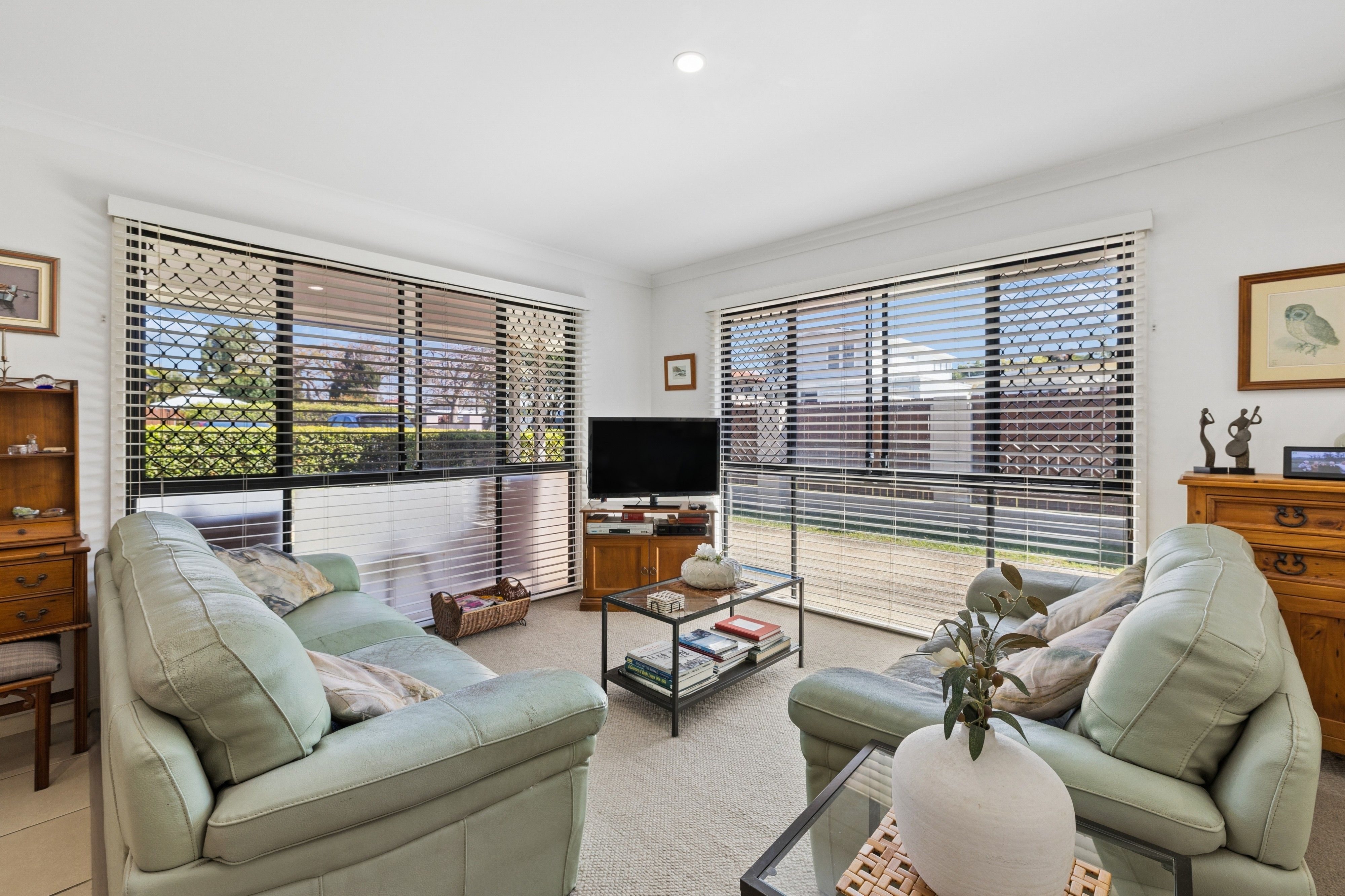 3/5-7 Bramble Street — photo 5 of 16
